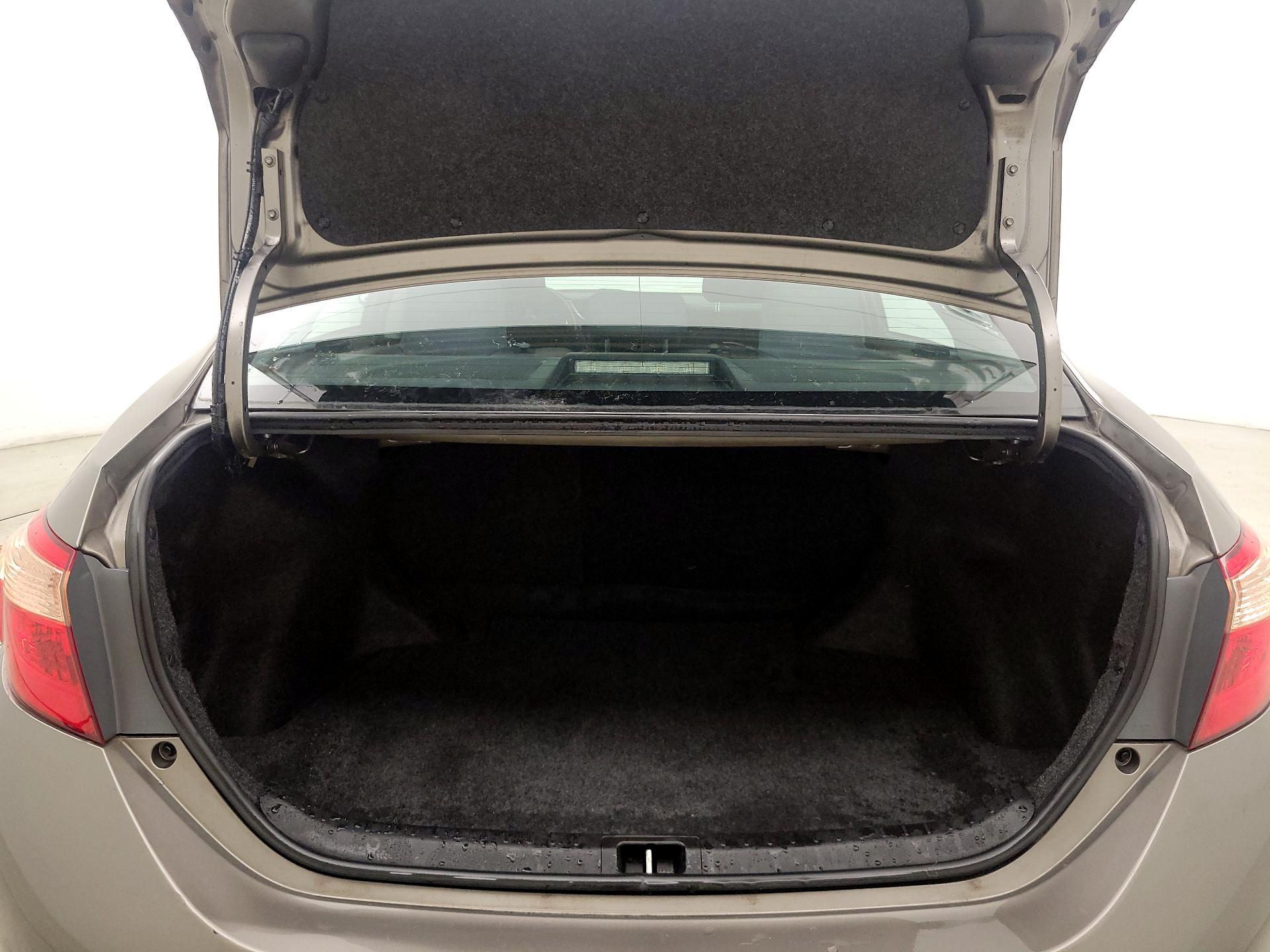 Thumbnail: 2019 Toyota Corolla - 20