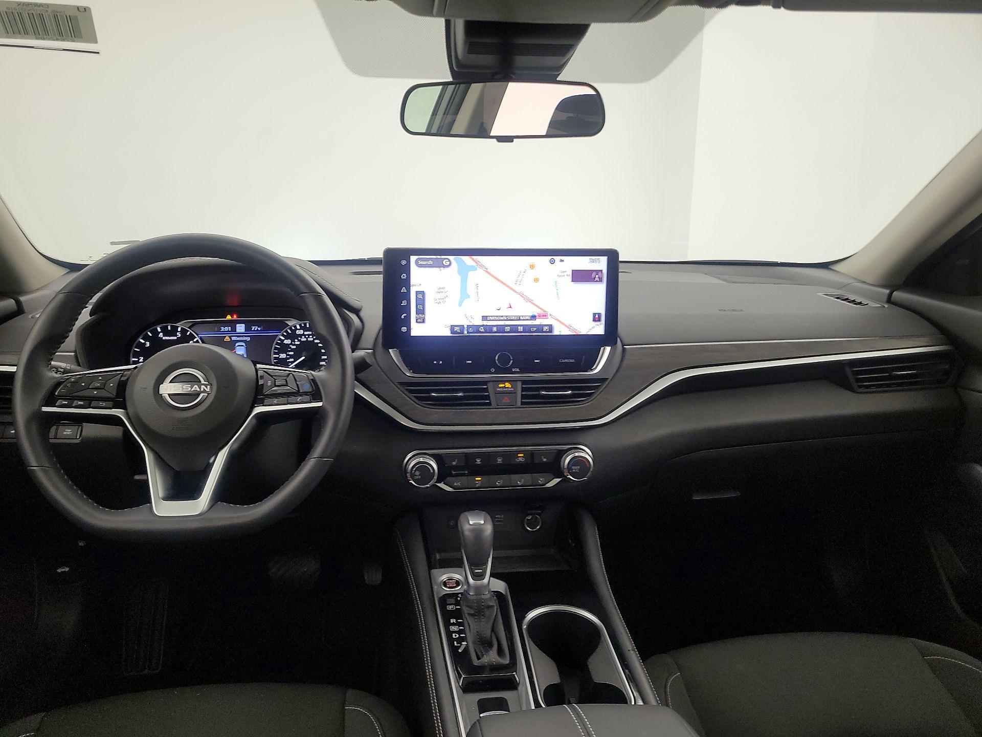 Thumbnail: 2023 Nissan Altima - 9