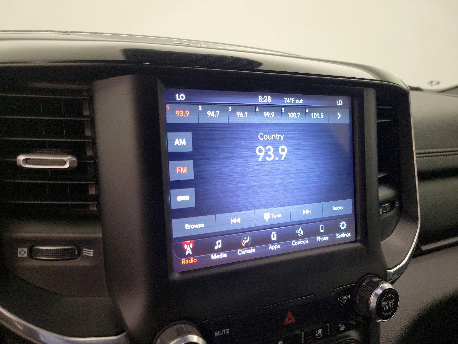 Thumbnail: 2021 RAM 1500 - 15
