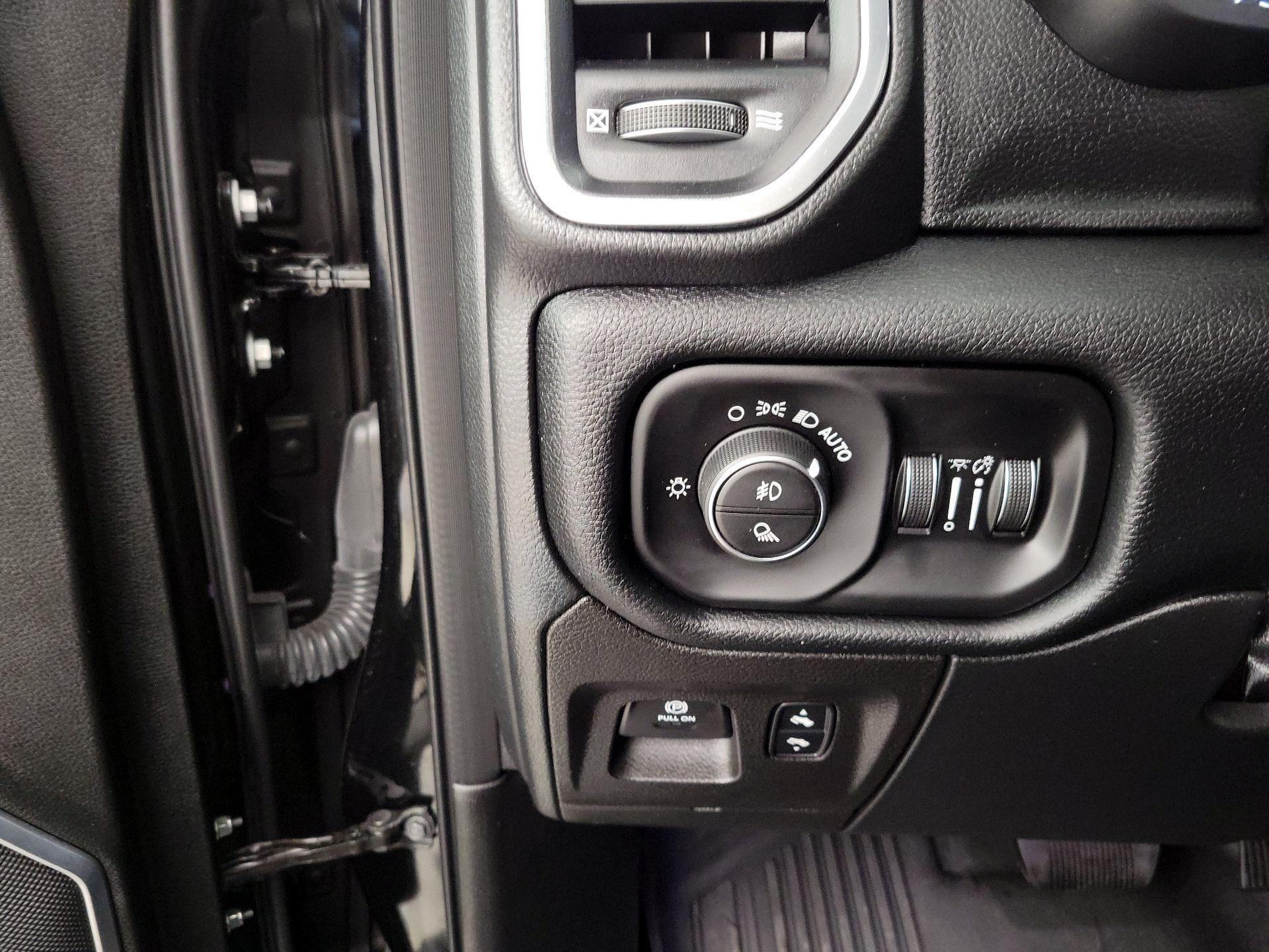 Thumbnail: 2022 RAM 1500 - 13