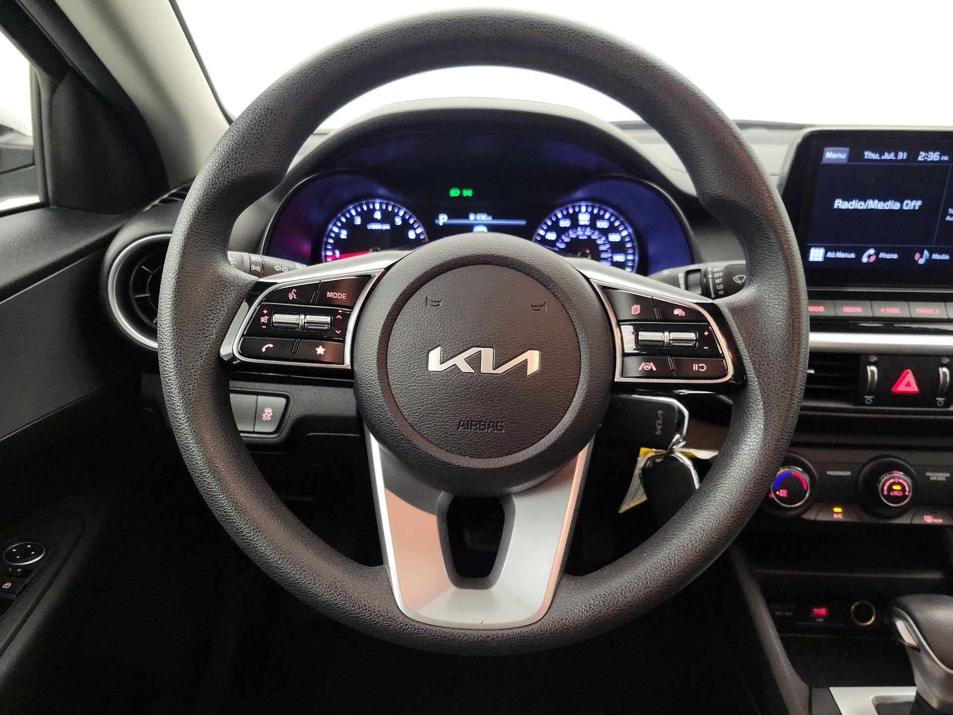 Thumbnail: 2023 Kia Forte - 10