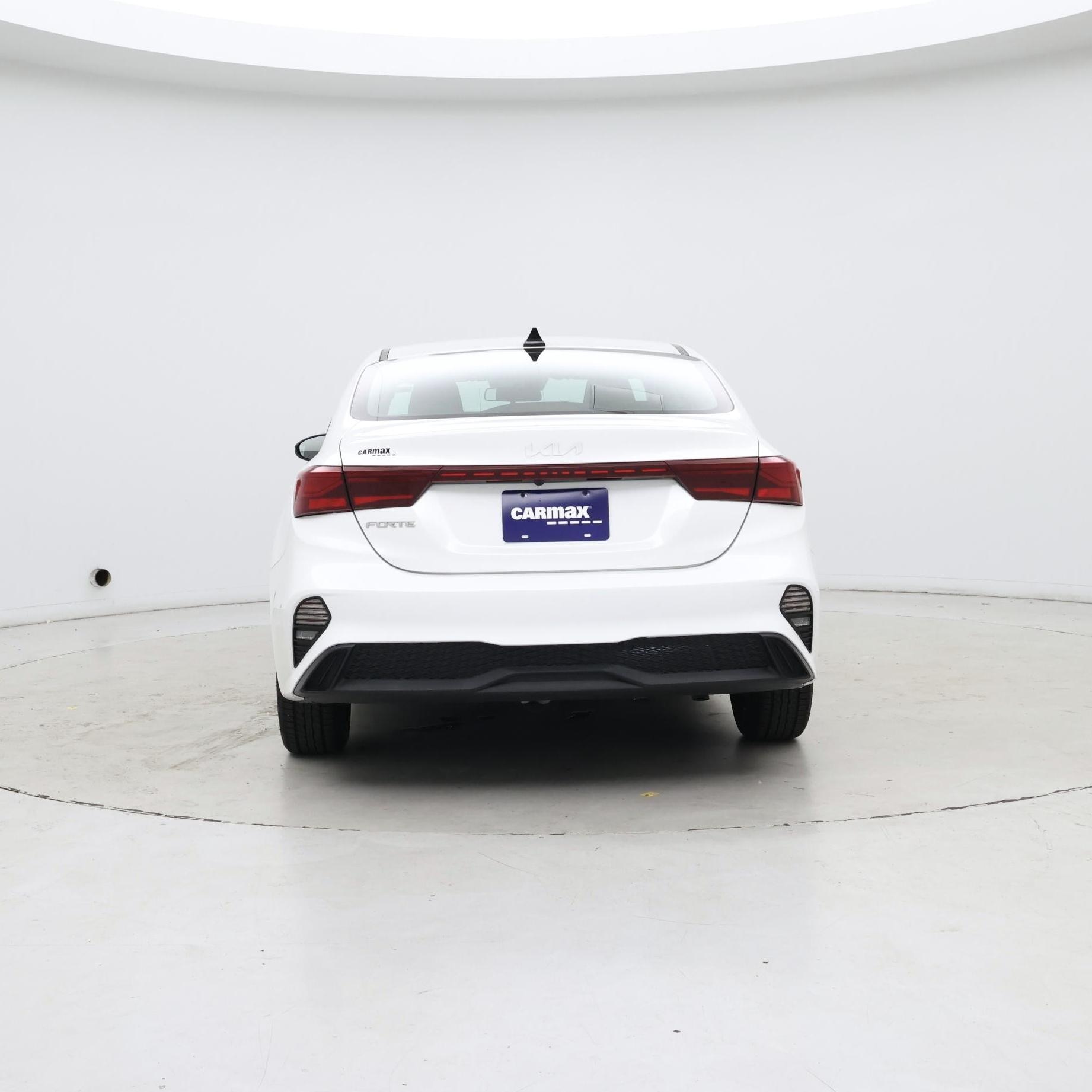 Thumbnail: 2023 Kia Forte - 6