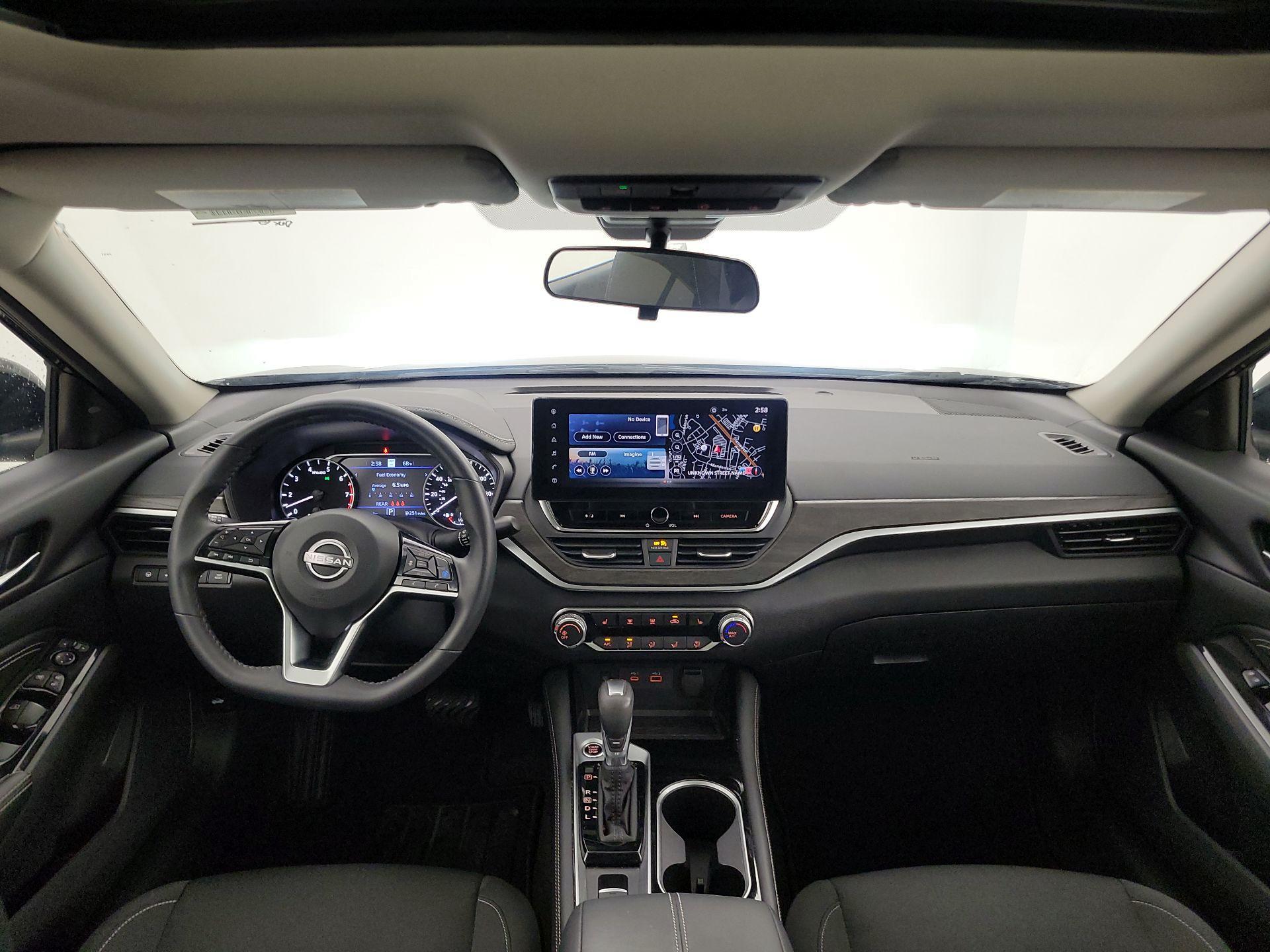 Thumbnail: 2023 Nissan Altima - 9