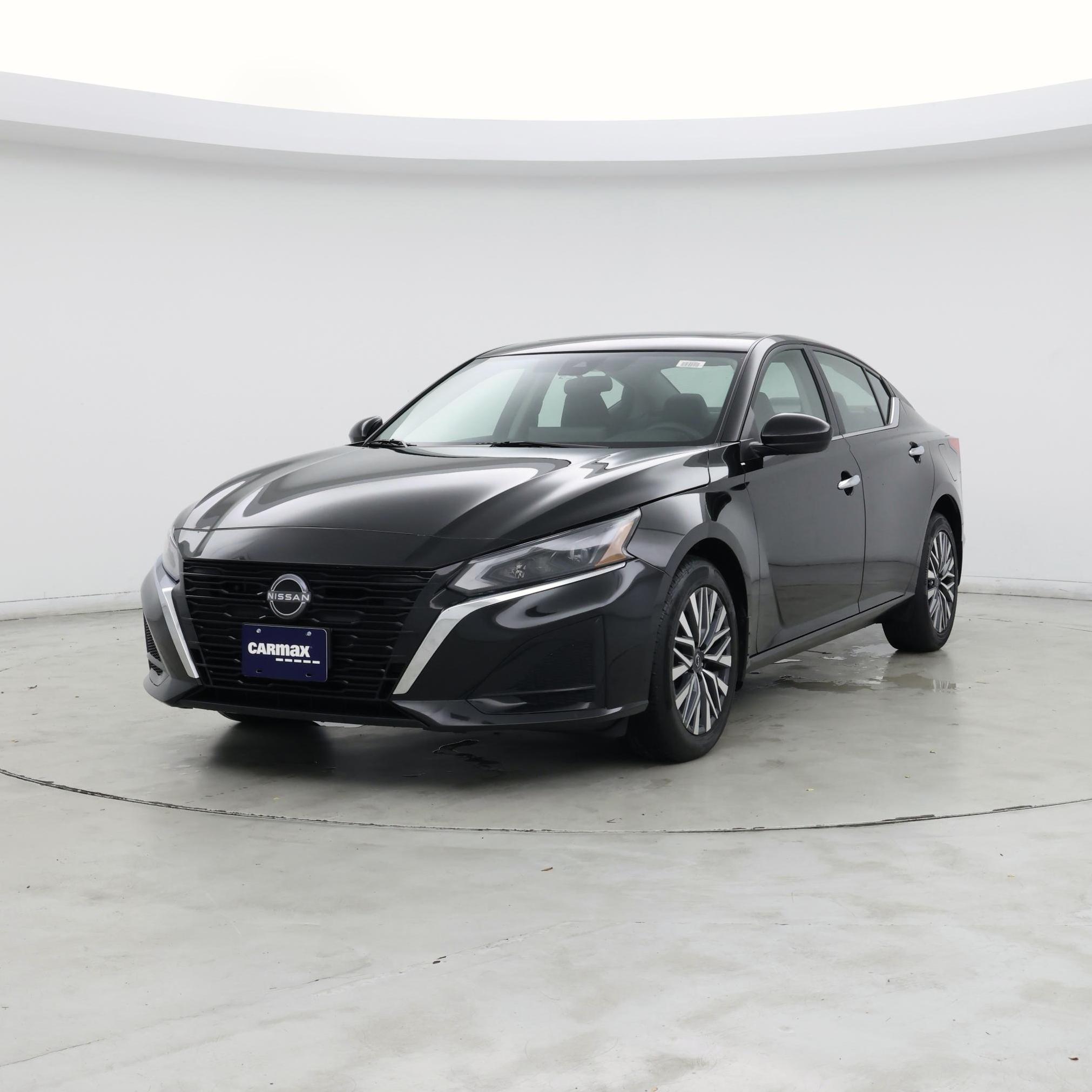 Thumbnail: 2023 Nissan Altima - 4
