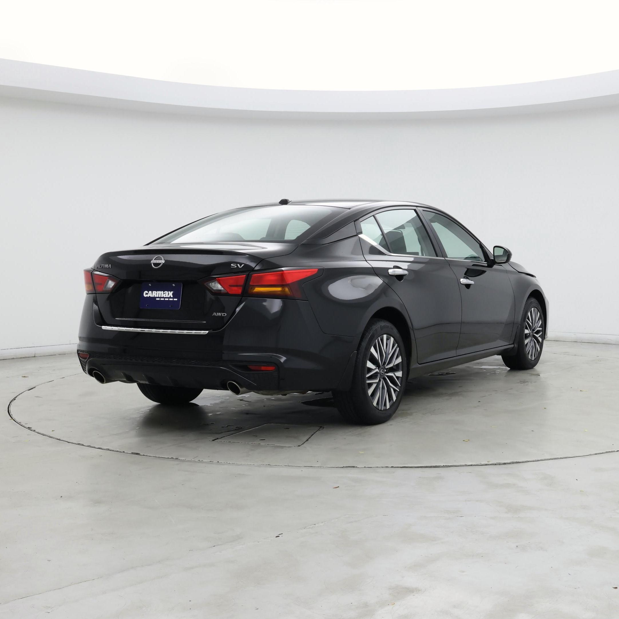Thumbnail: 2023 Nissan Altima - 8