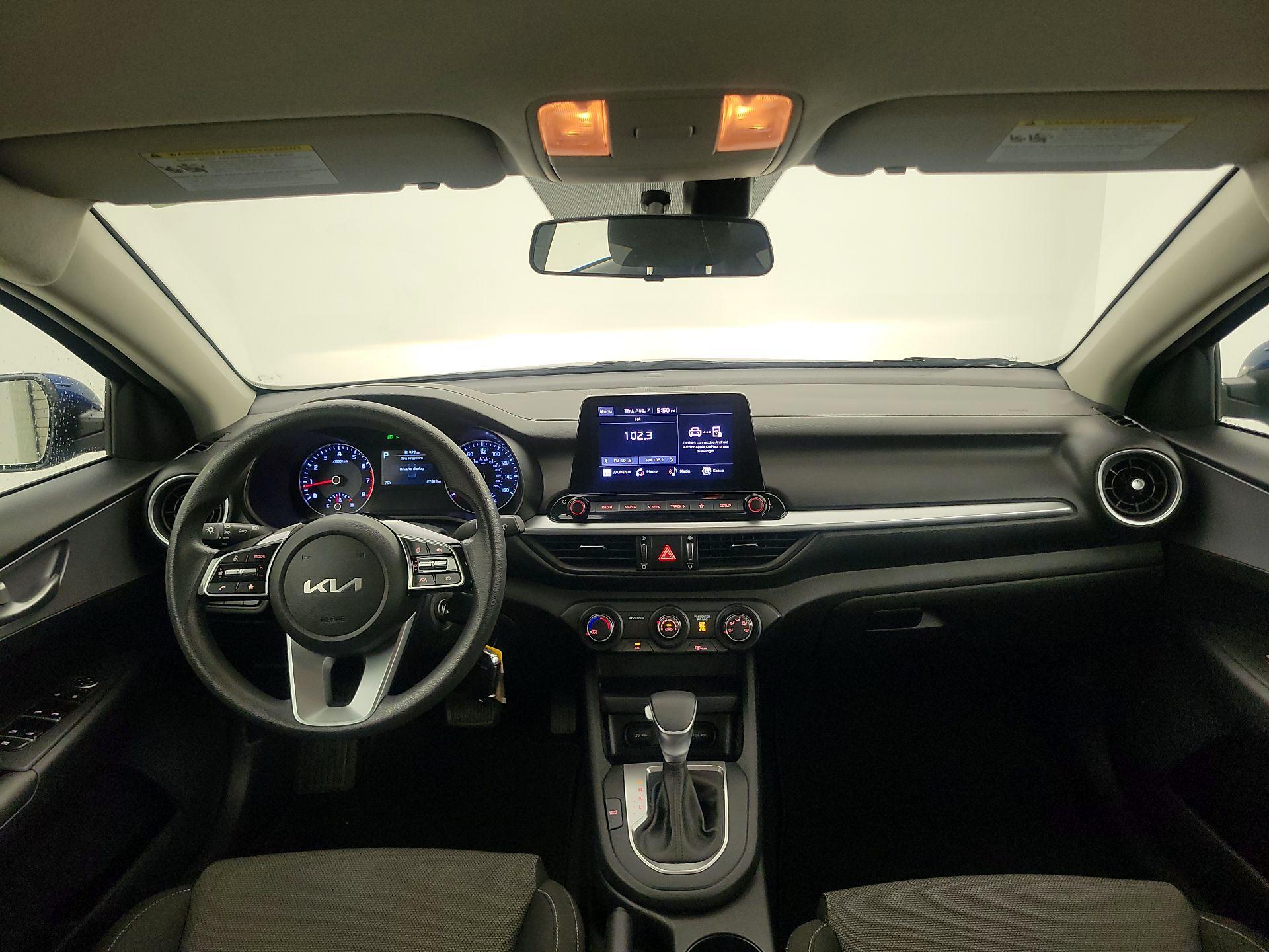 Thumbnail: 2022 Kia Forte - 9