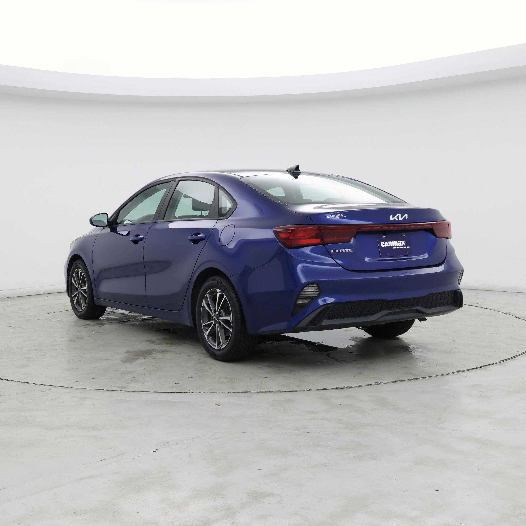 Thumbnail: 2022 Kia Forte - 2