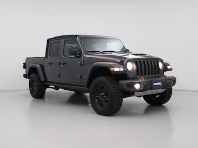Gray 2023 Jeep Gladiator Mojave