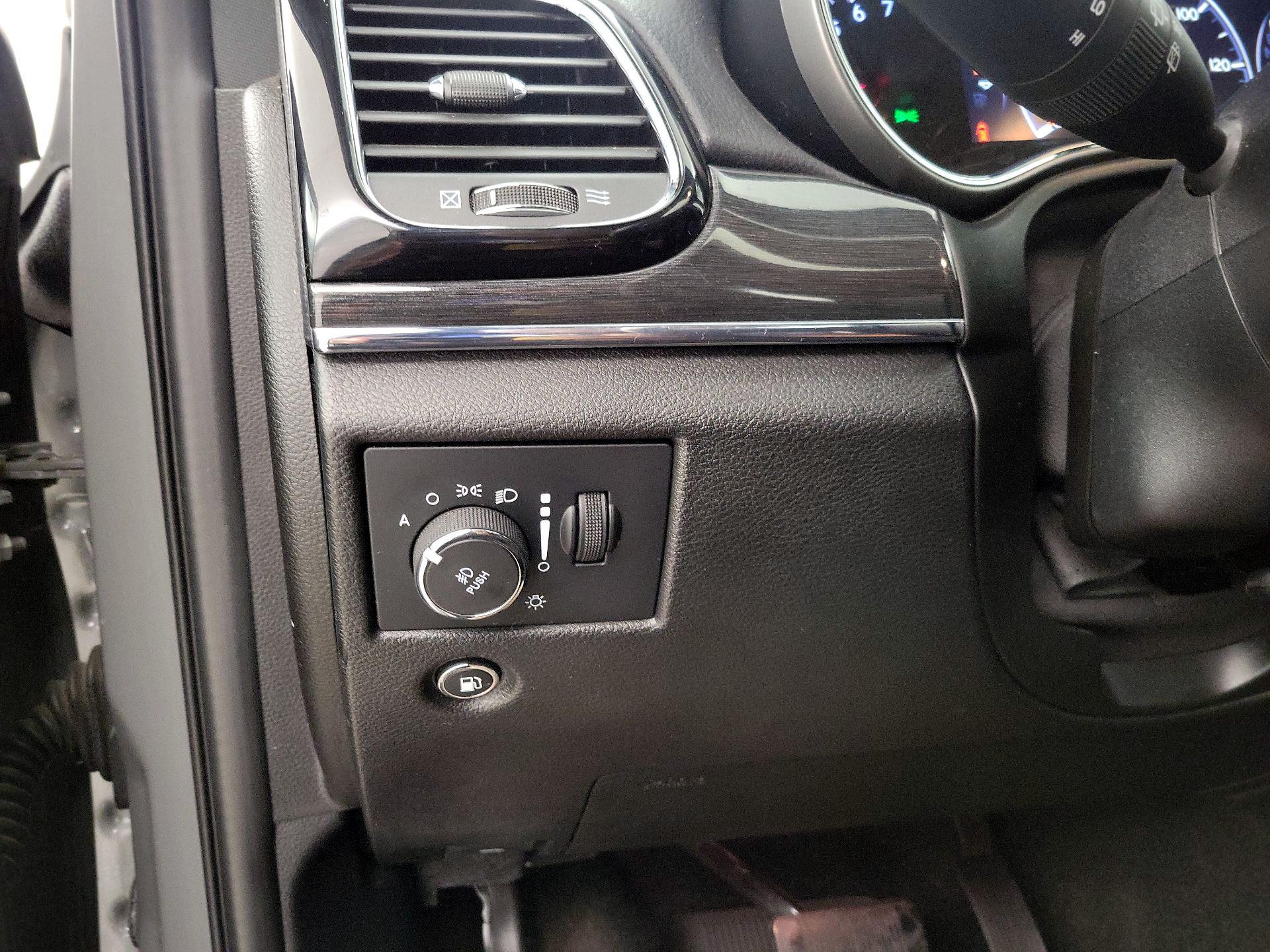 Thumbnail: 2021 Jeep Grand Cherokee - 13