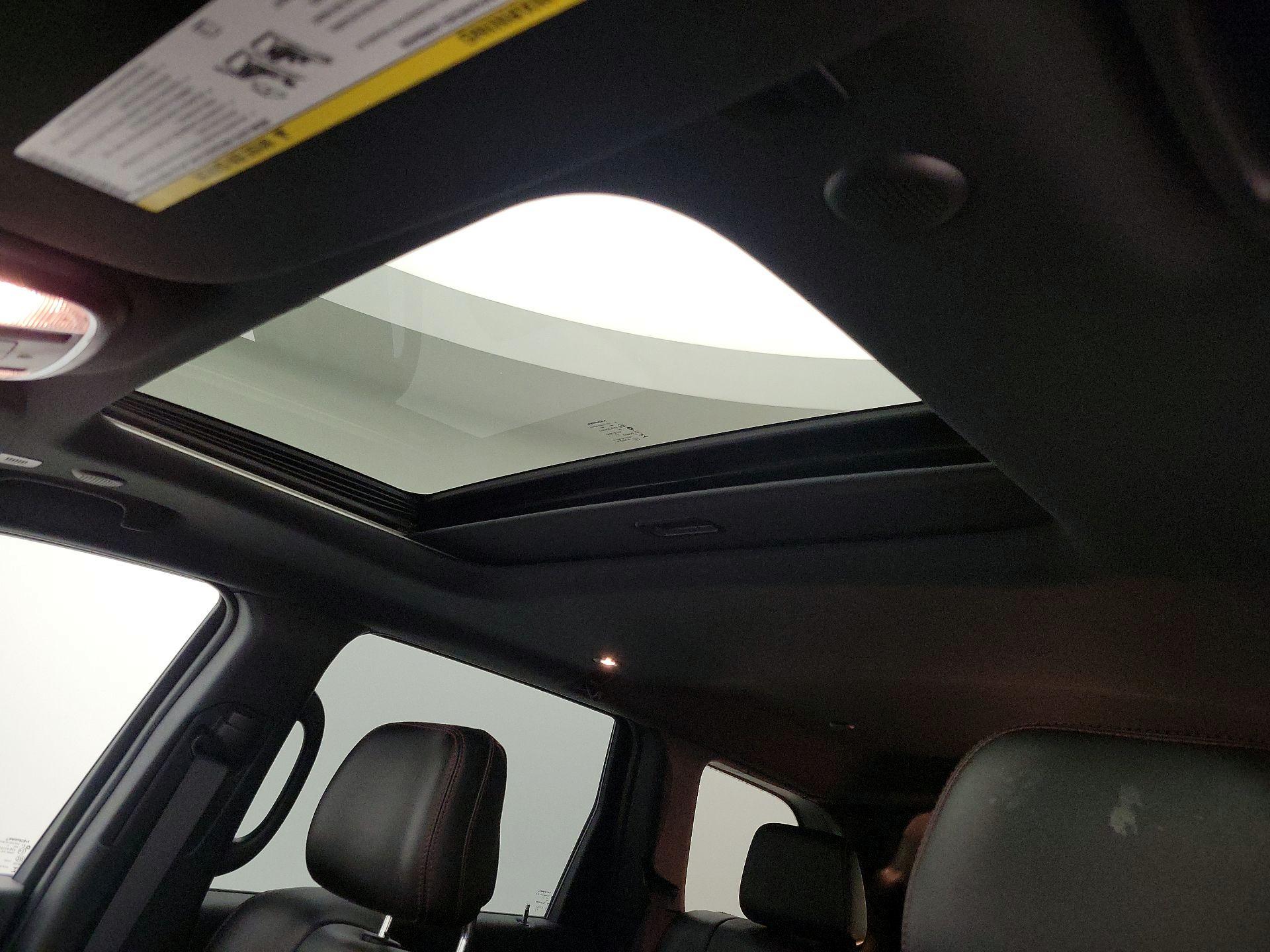Thumbnail: 2021 Jeep Grand Cherokee - 19