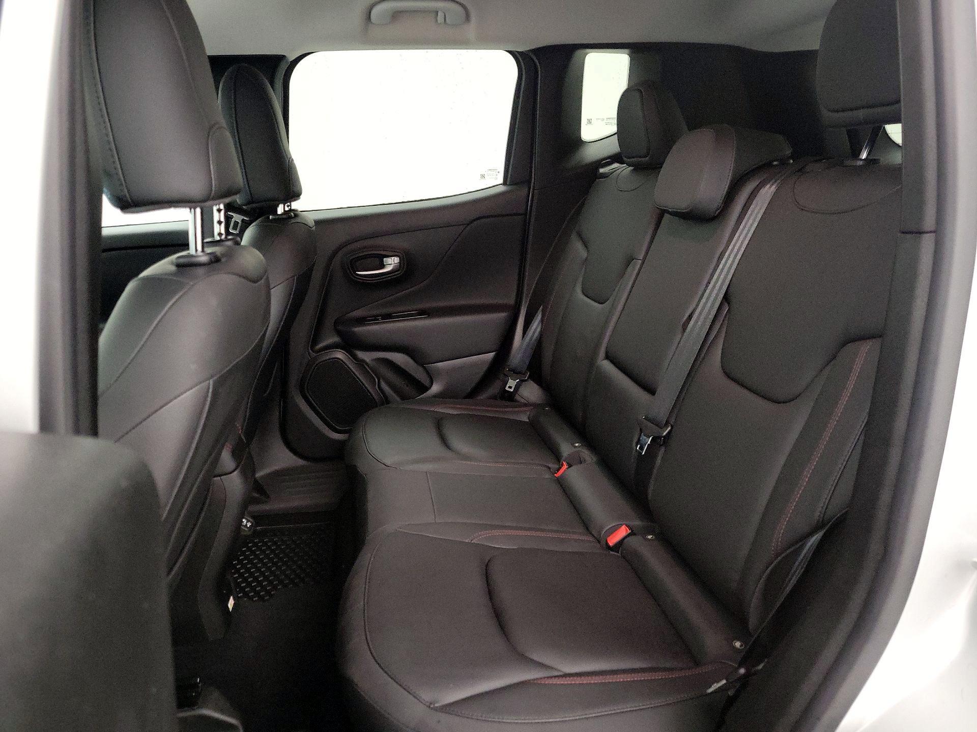 Thumbnail: 2021 Jeep Renegade - 20