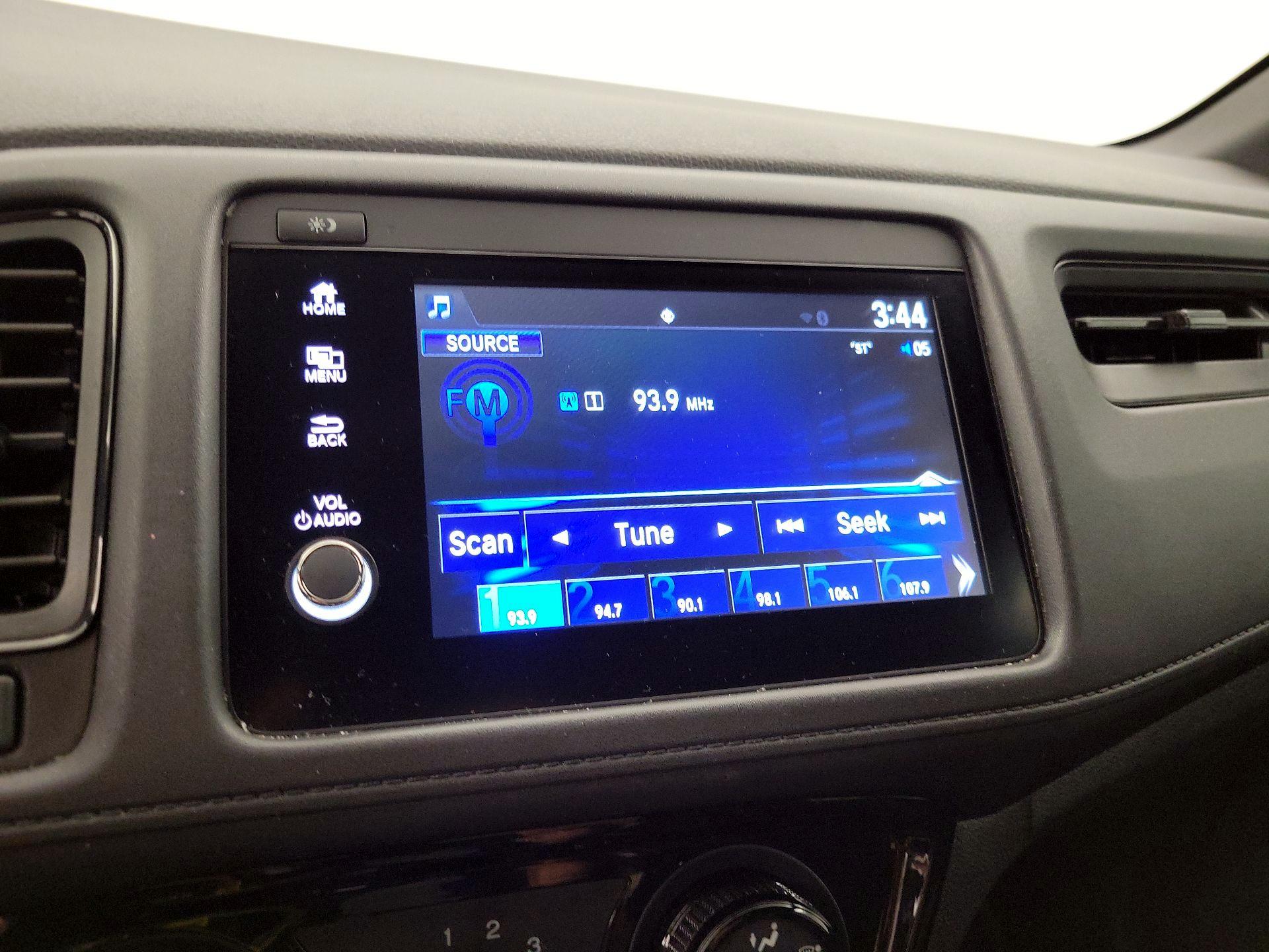 Thumbnail: 2022 Honda HR-V - 15
