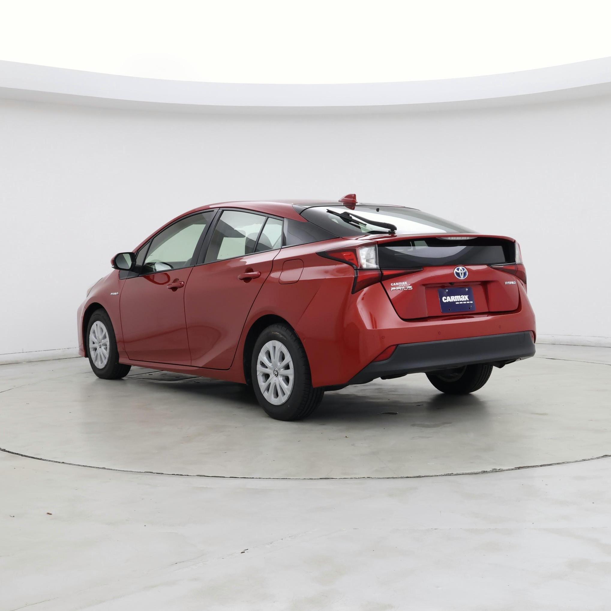 Thumbnail: 2022 Toyota Prius - 2