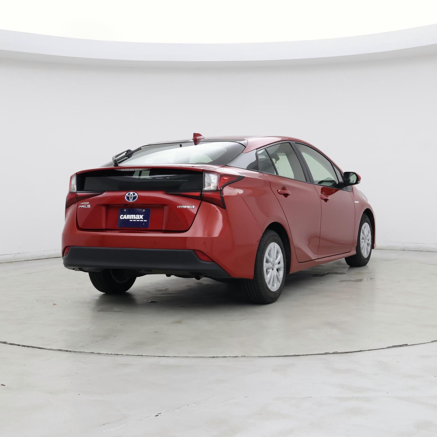 Thumbnail: 2022 Toyota Prius - 8