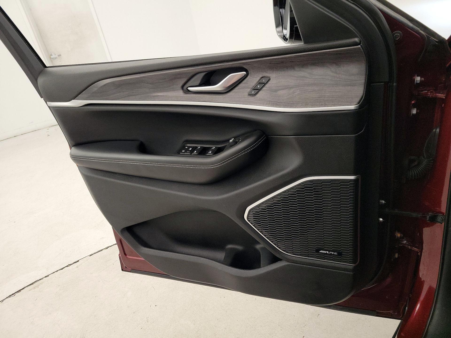 Thumbnail: 2021 Jeep Grand Cherokee L - 12