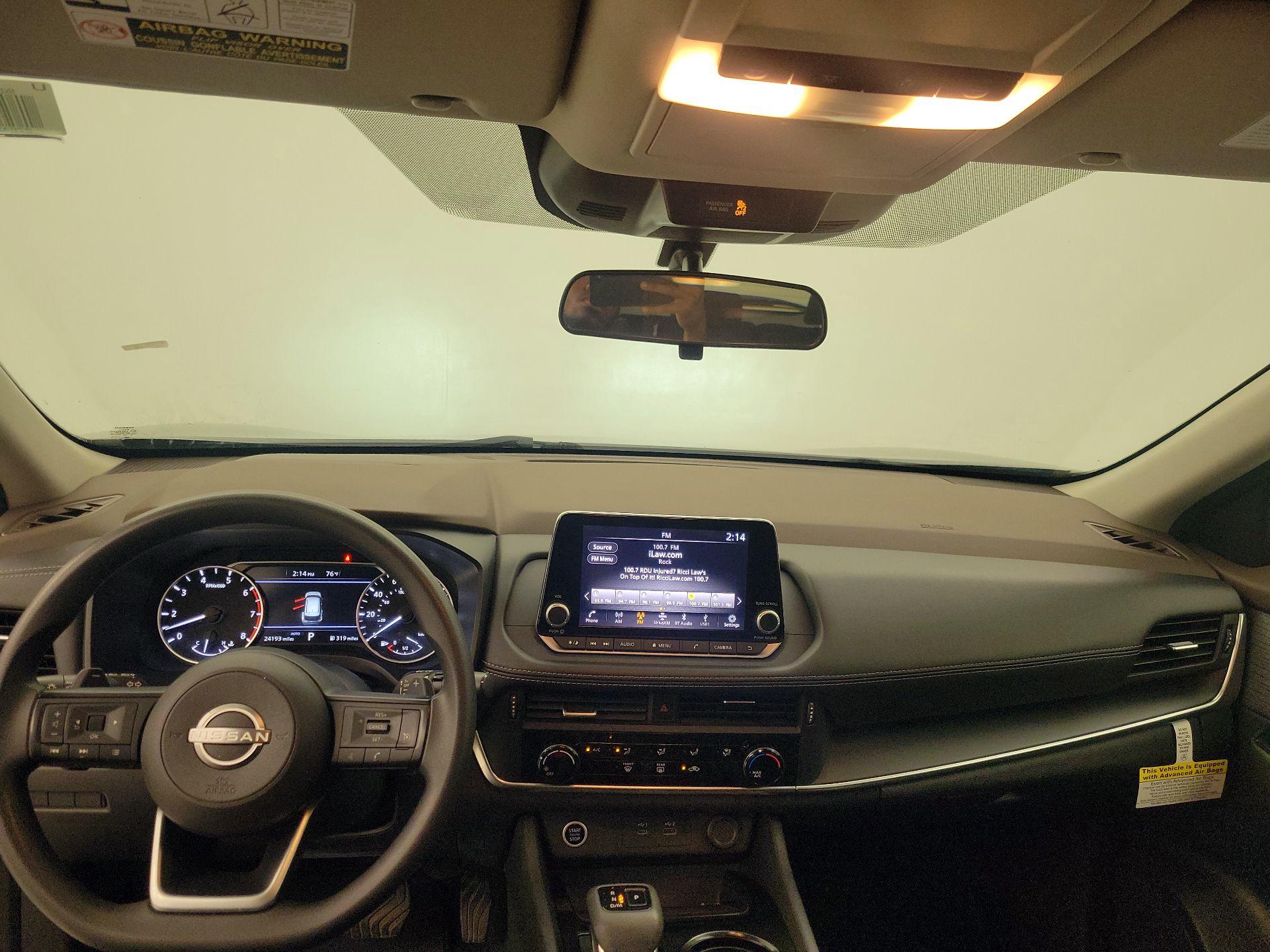 Thumbnail: 2023 Nissan Rogue - 9