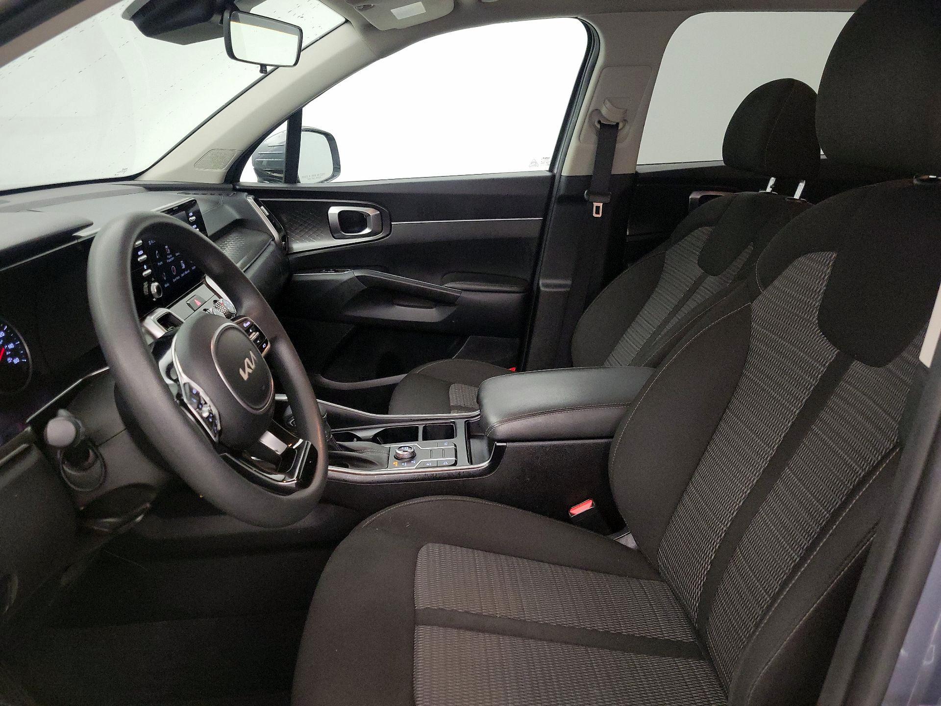 Thumbnail: 2022 Kia Sorento - 11
