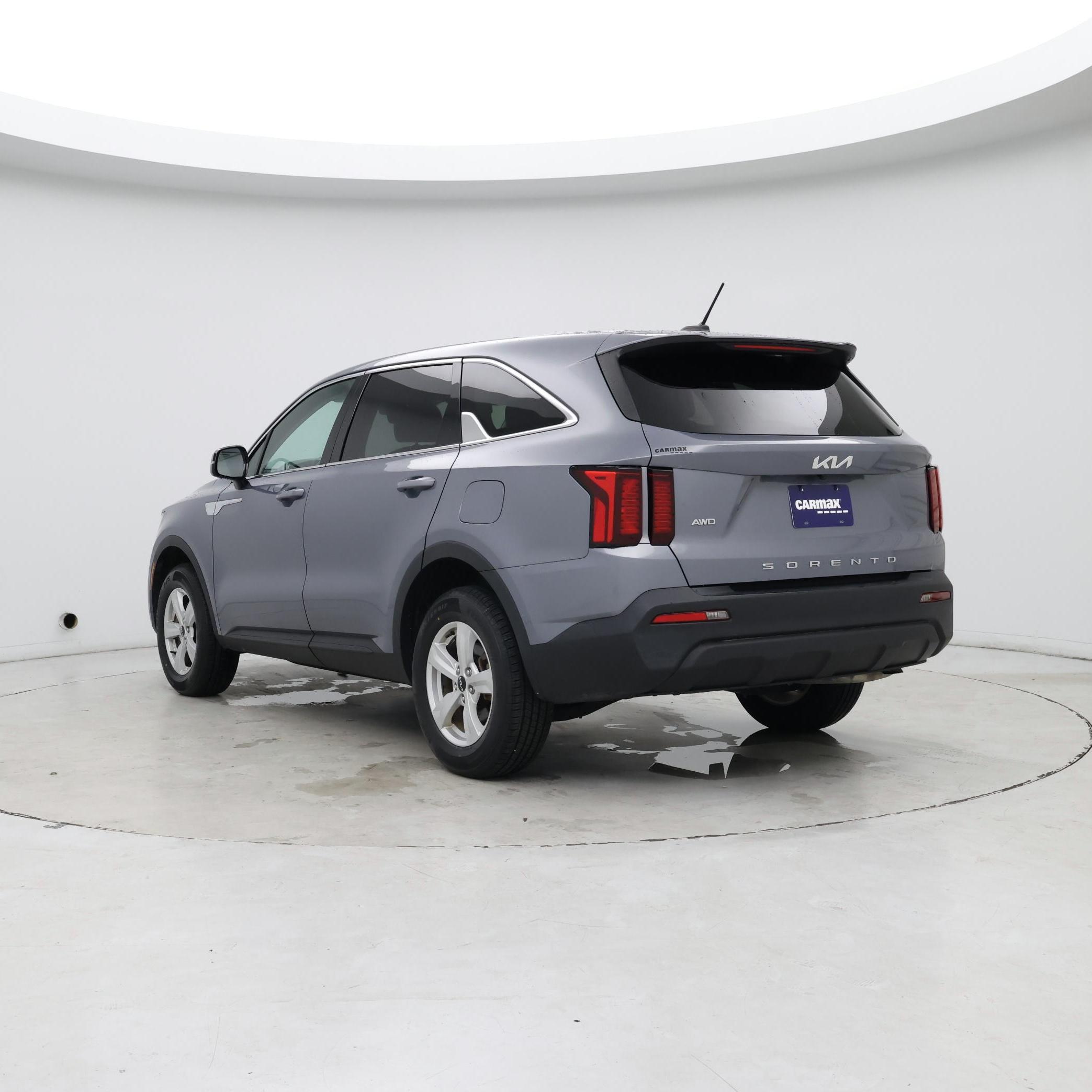 Thumbnail: 2022 Kia Sorento - 2