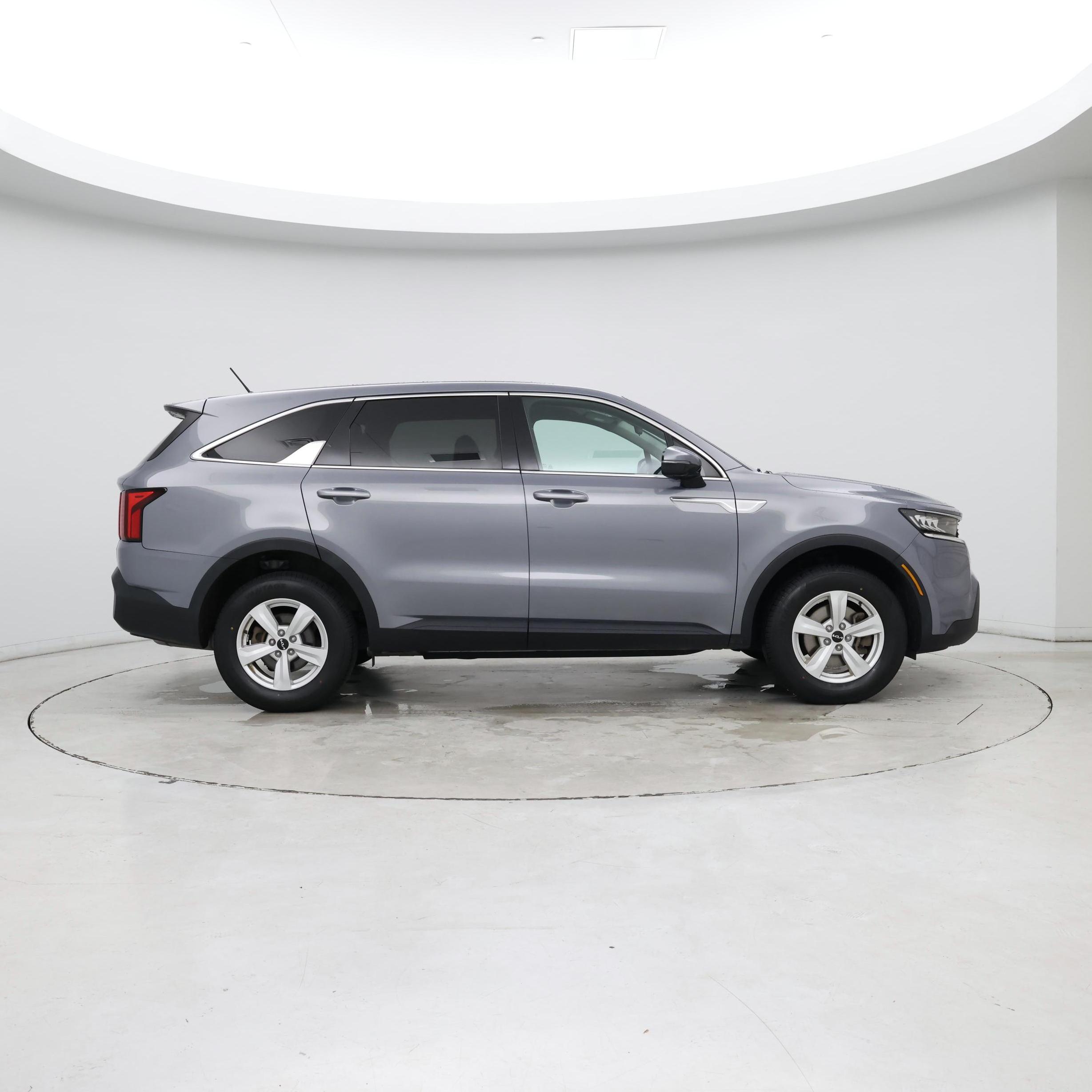Thumbnail: 2022 Kia Sorento - 7
