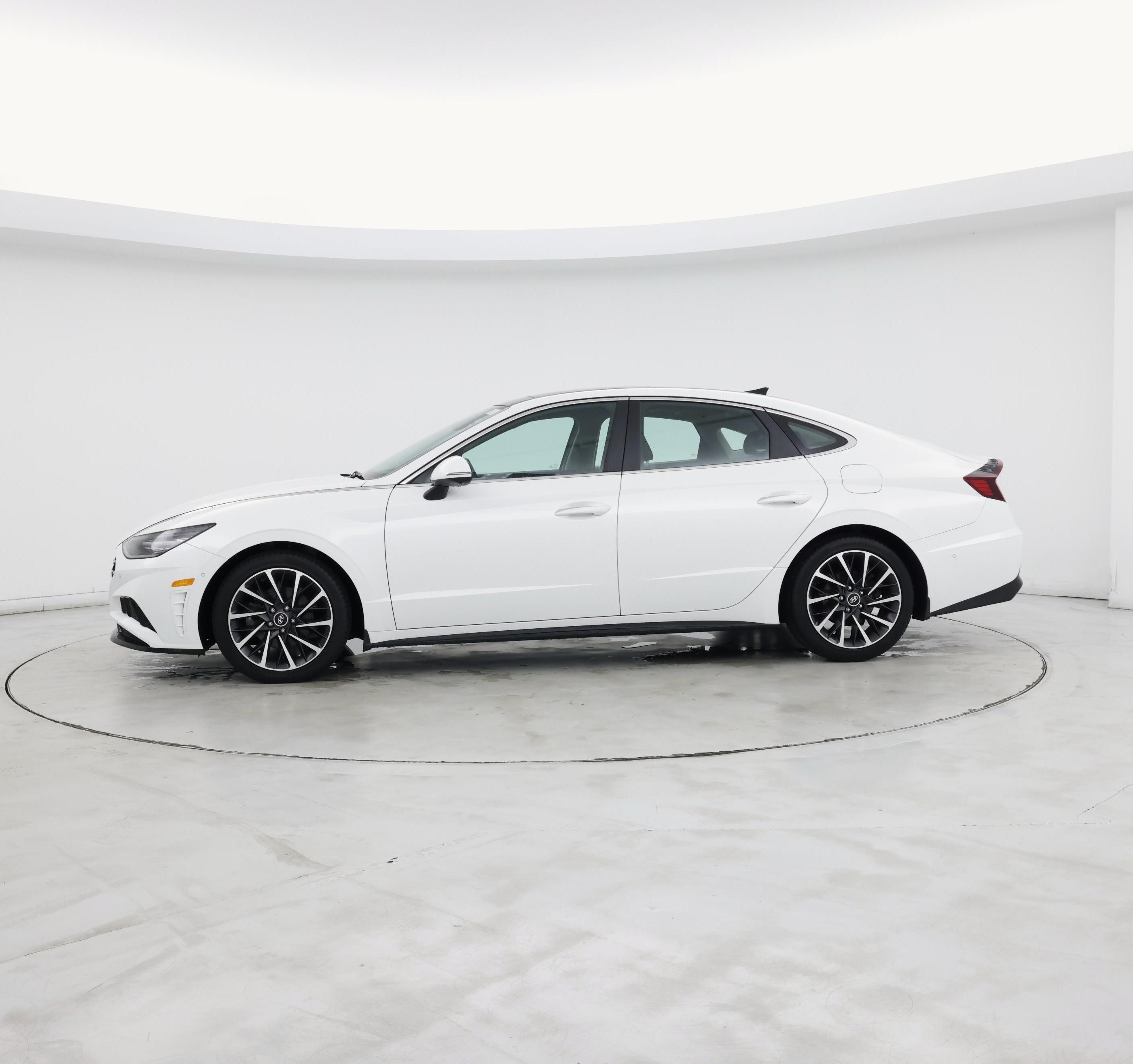 Thumbnail: 2022 Hyundai Sonata - 3