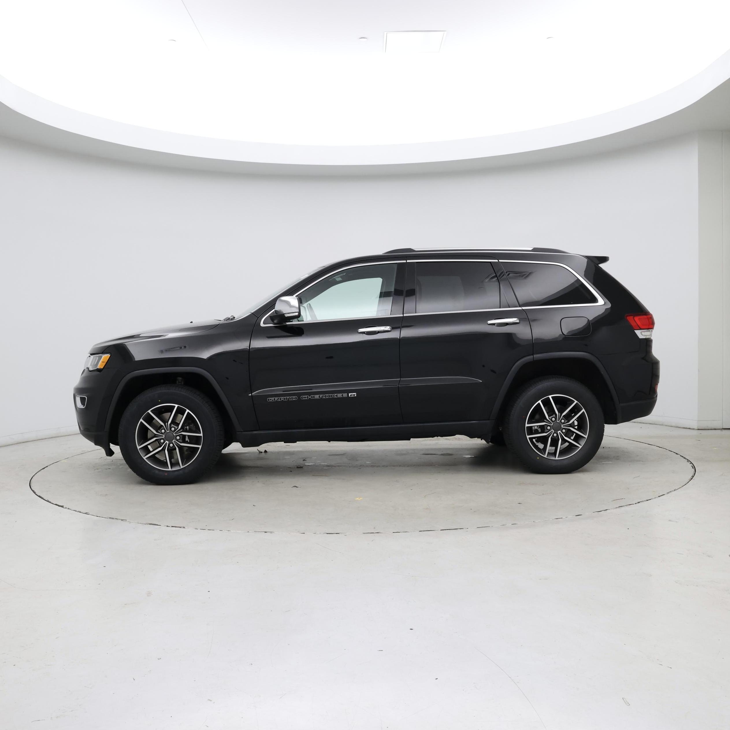 Thumbnail: 2022 Jeep Grand Cherokee - 3