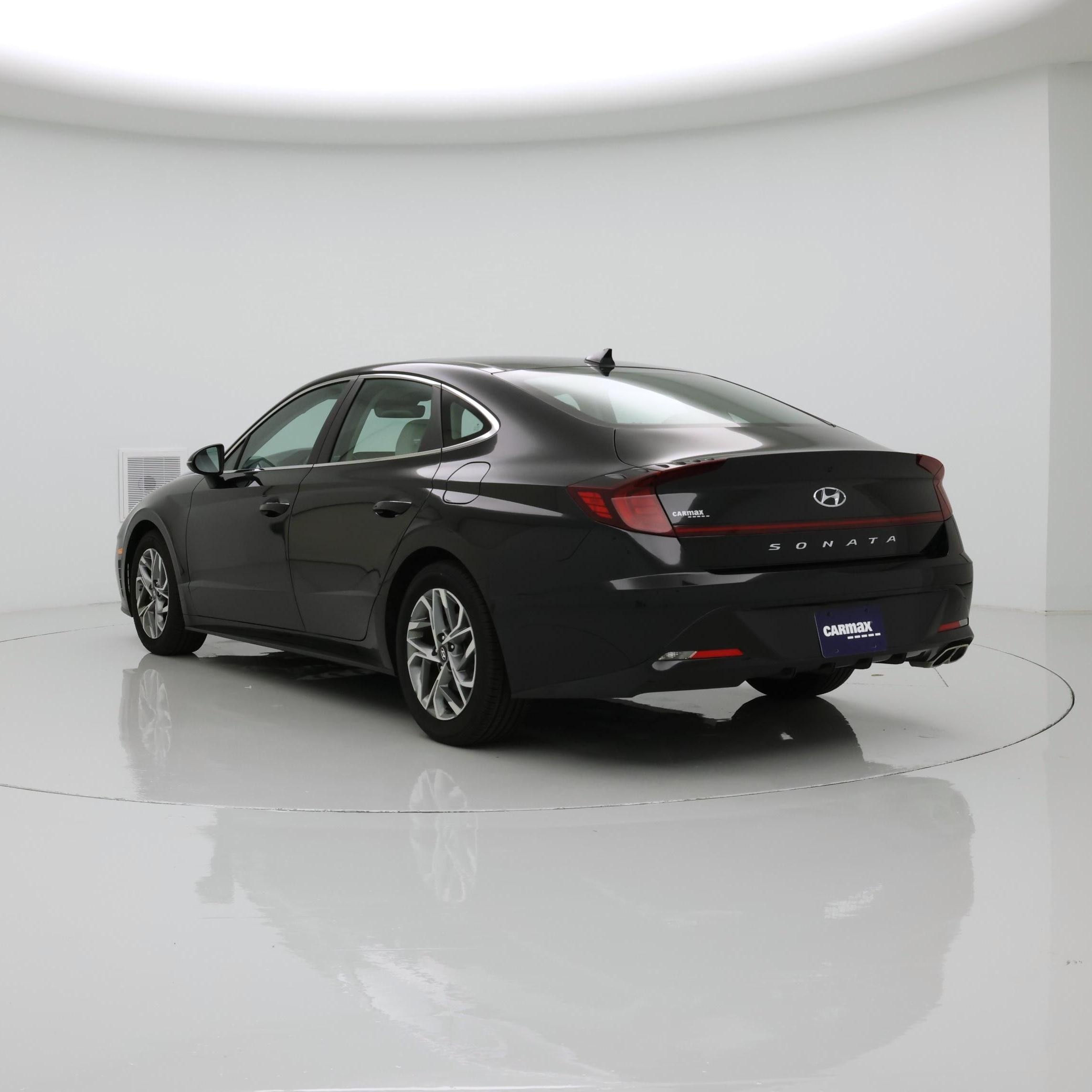 Thumbnail: 2022 Hyundai Sonata - 2