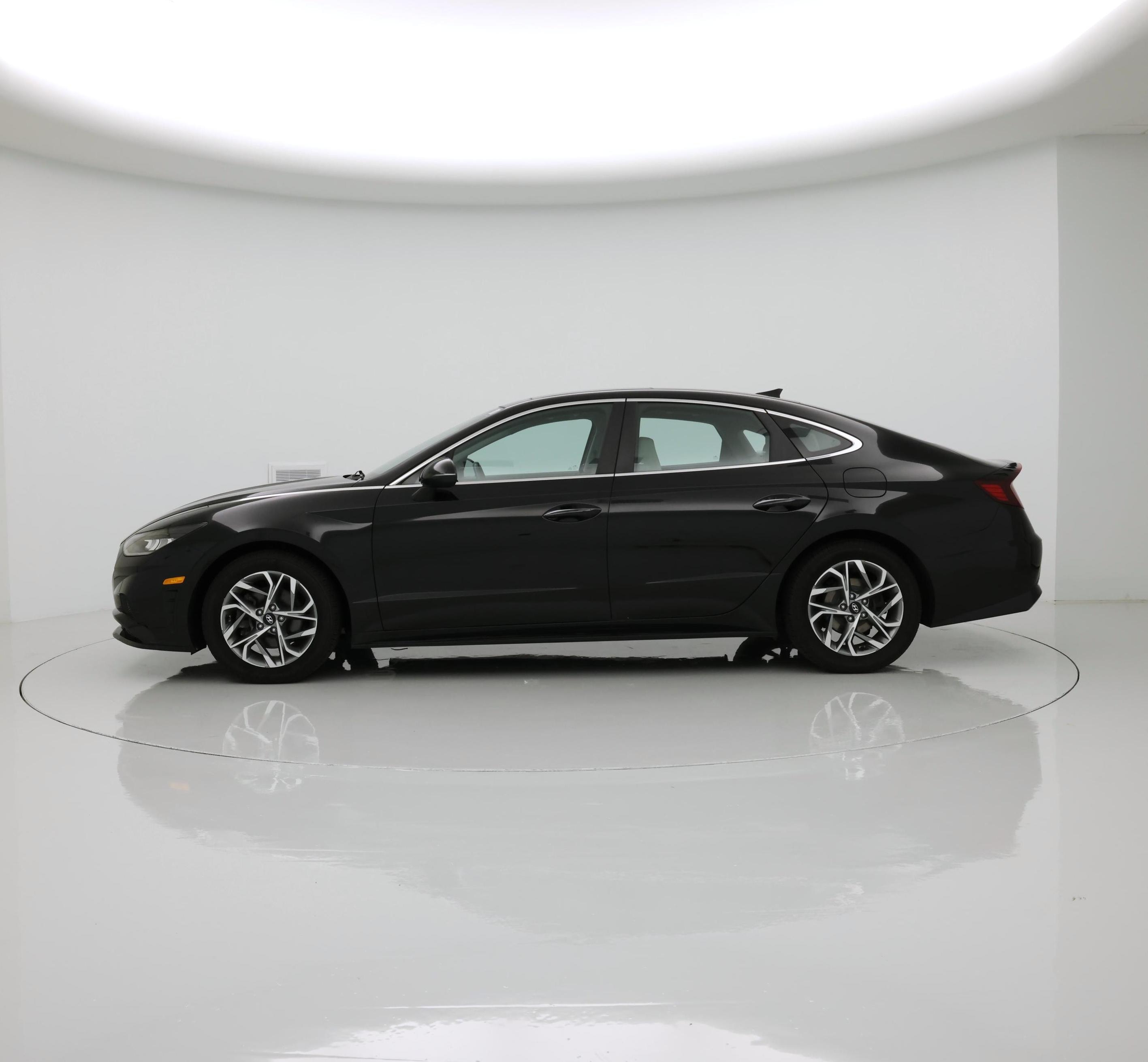 Thumbnail: 2022 Hyundai Sonata - 3