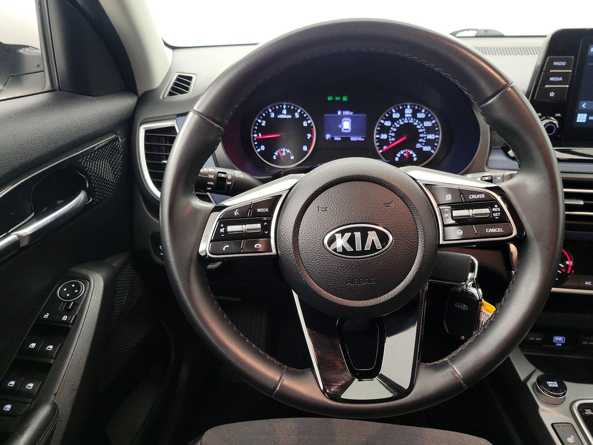 Thumbnail: 2021 Kia Seltos - 10