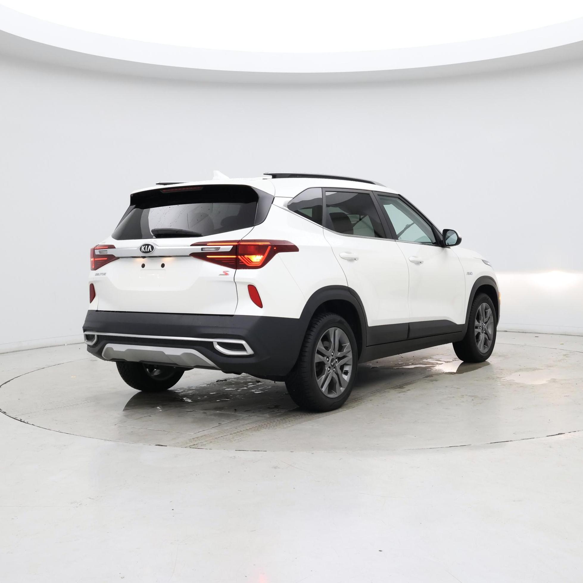 Thumbnail: 2021 Kia Seltos - 8