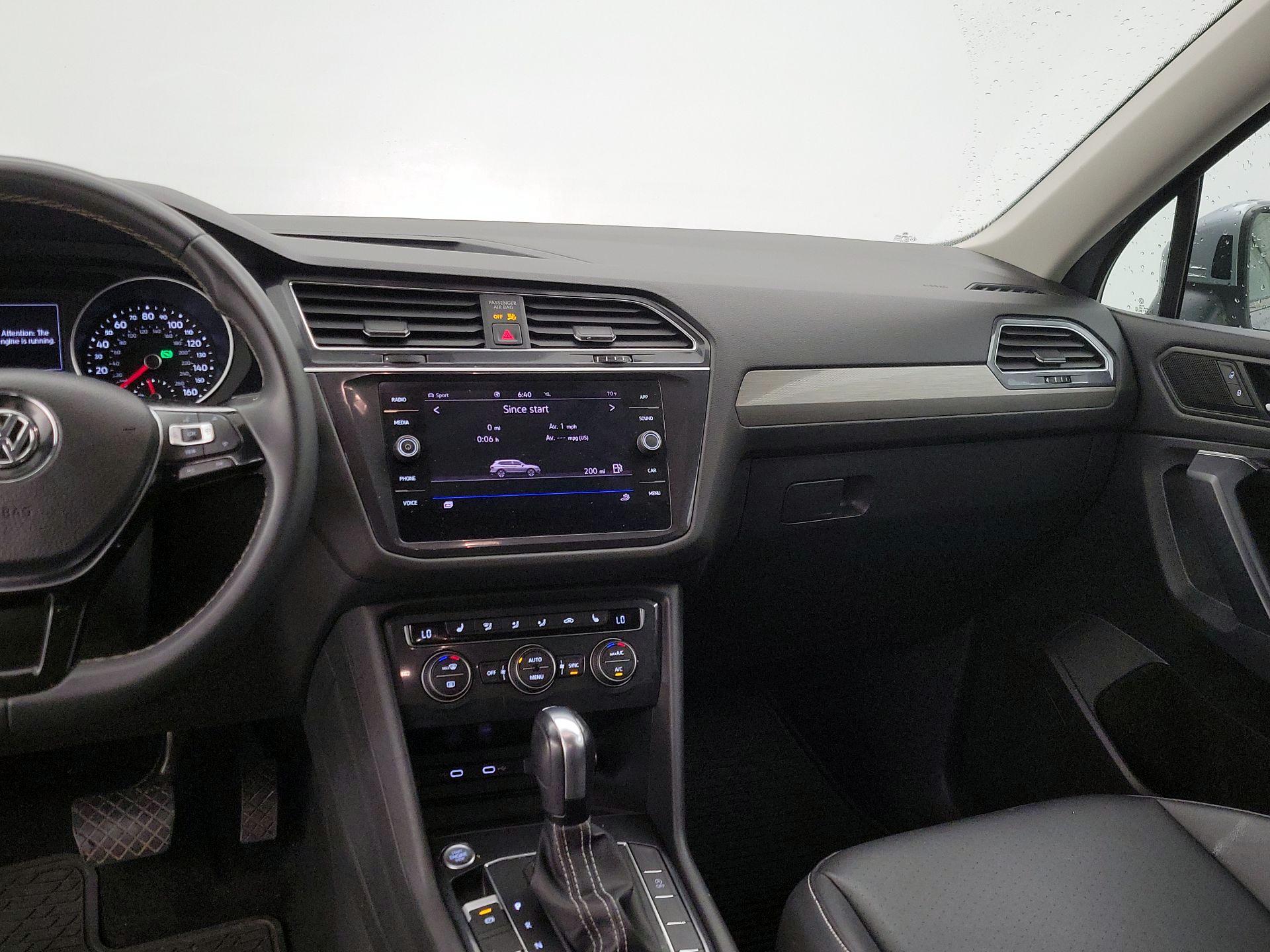Thumbnail: 2021 Volkswagen Tiguan - 9