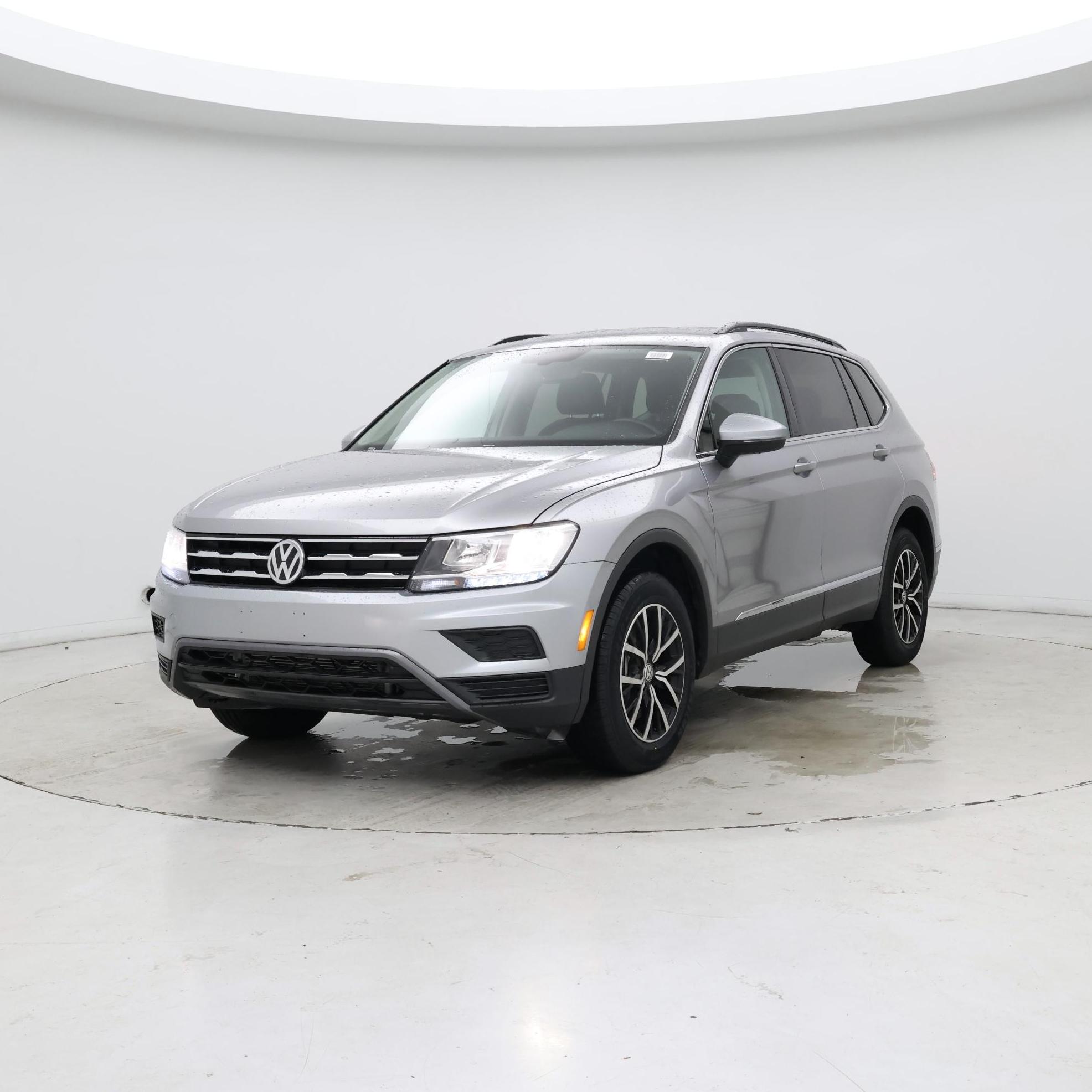 Thumbnail: 2021 Volkswagen Tiguan - 4