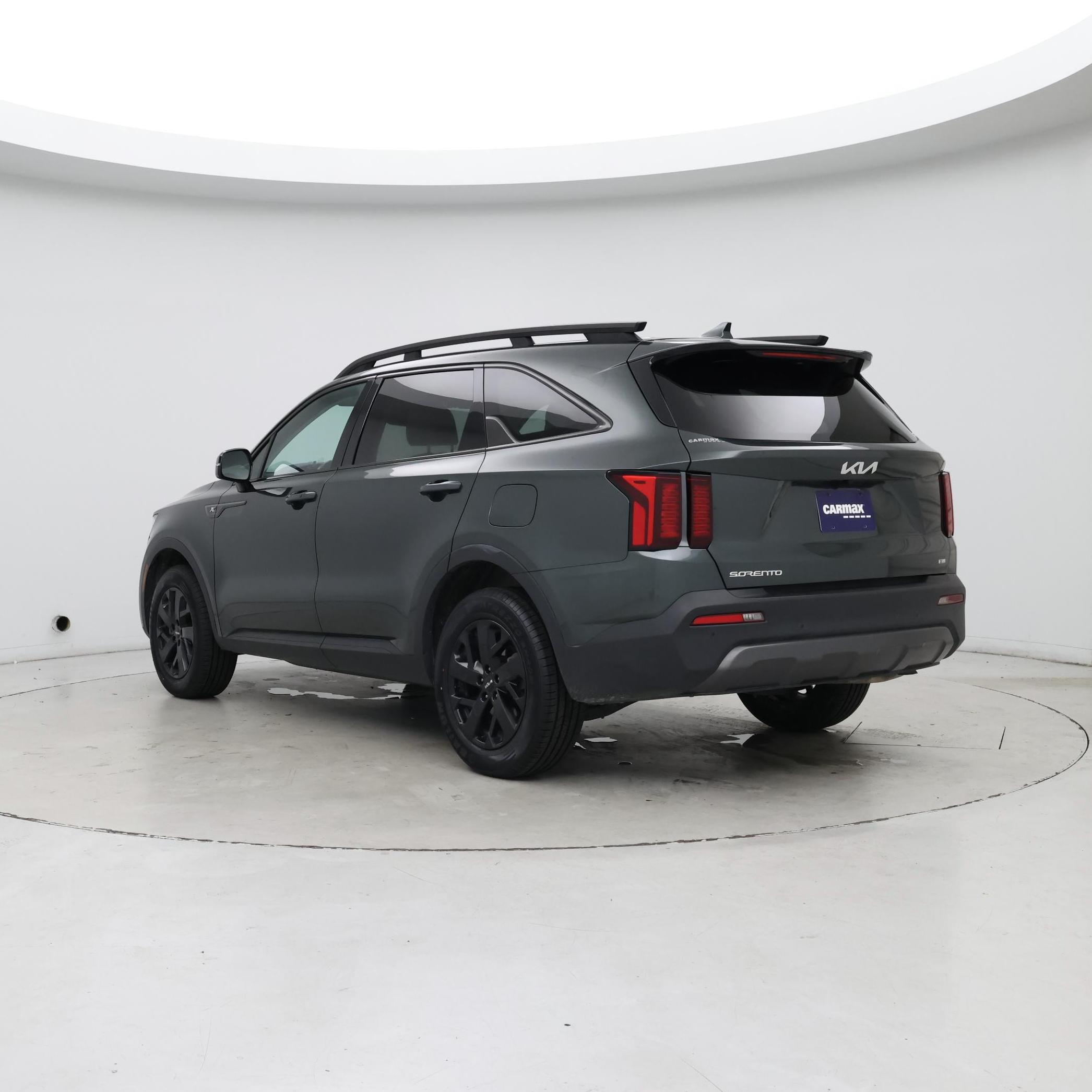 Thumbnail: 2023 Kia Sorento - 2