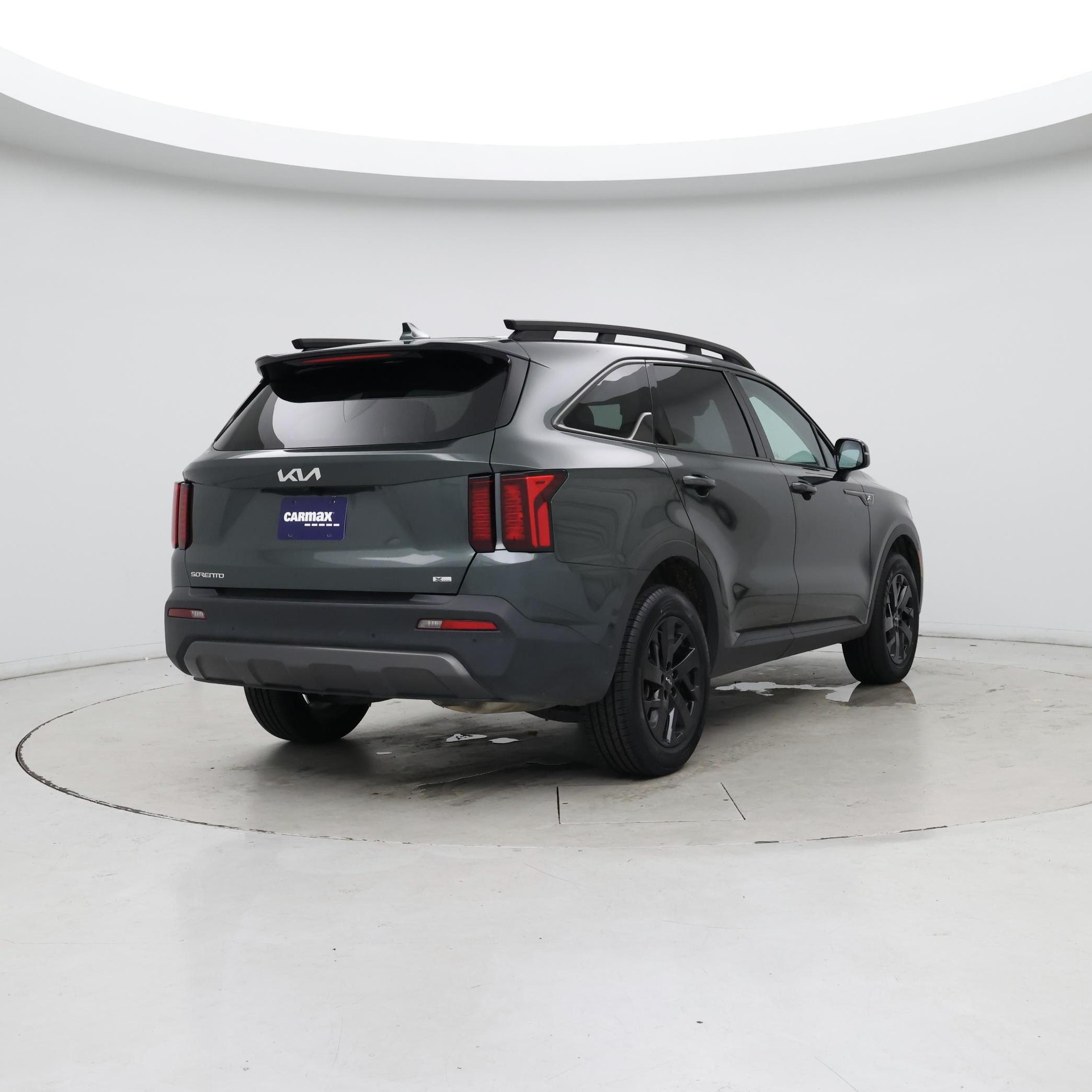 Thumbnail: 2023 Kia Sorento - 8