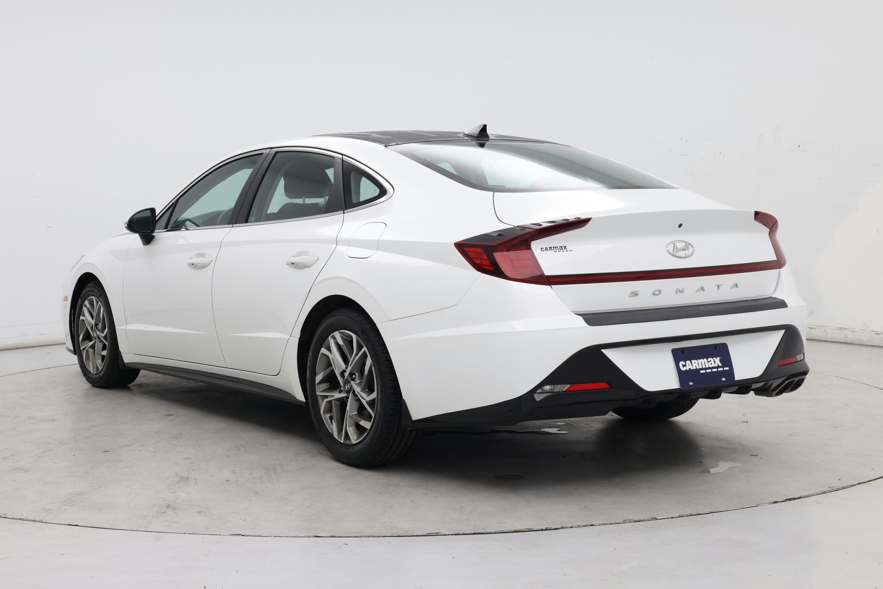 Thumbnail: 2022 Hyundai Sonata - 2