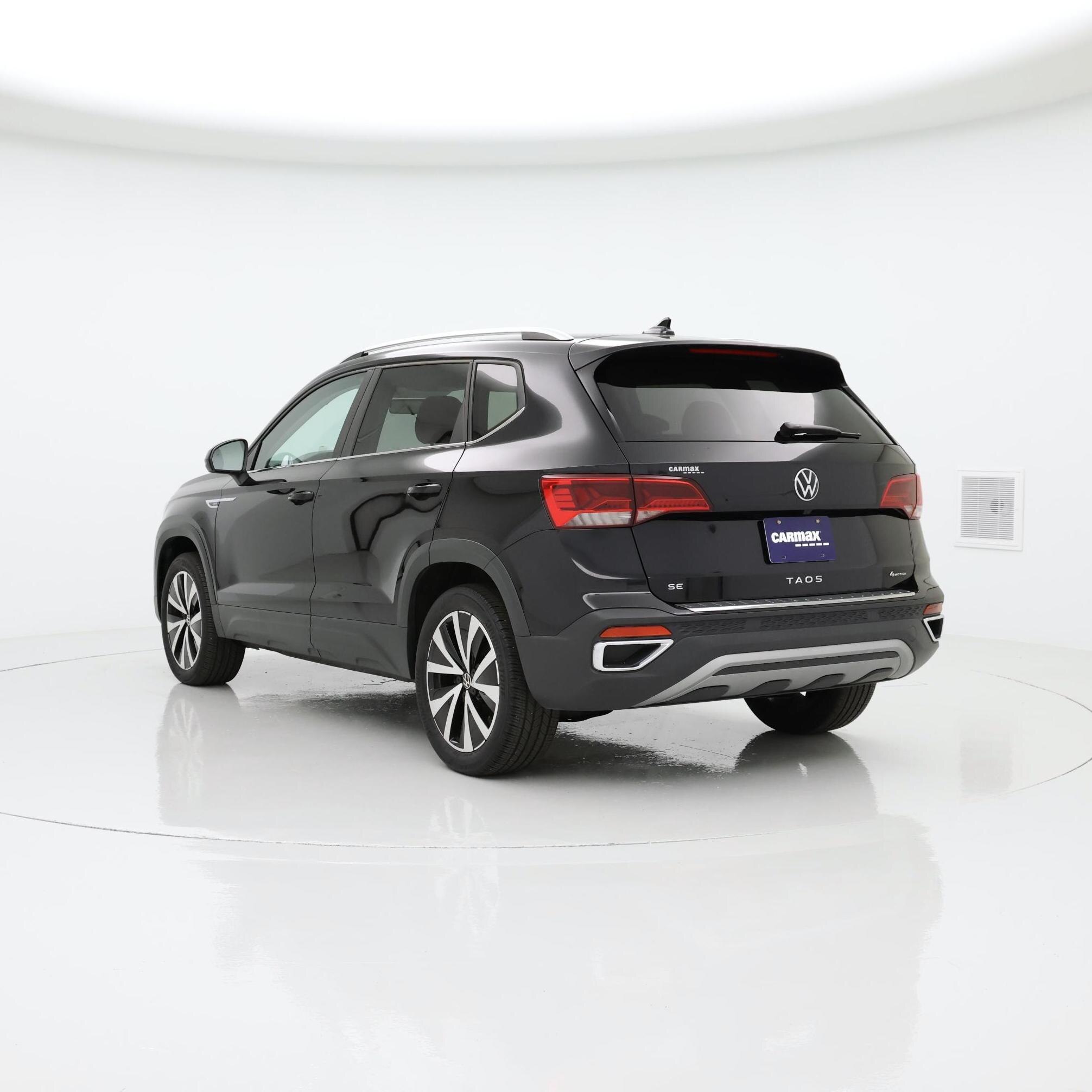 Thumbnail: 2022 Volkswagen Taos - 2