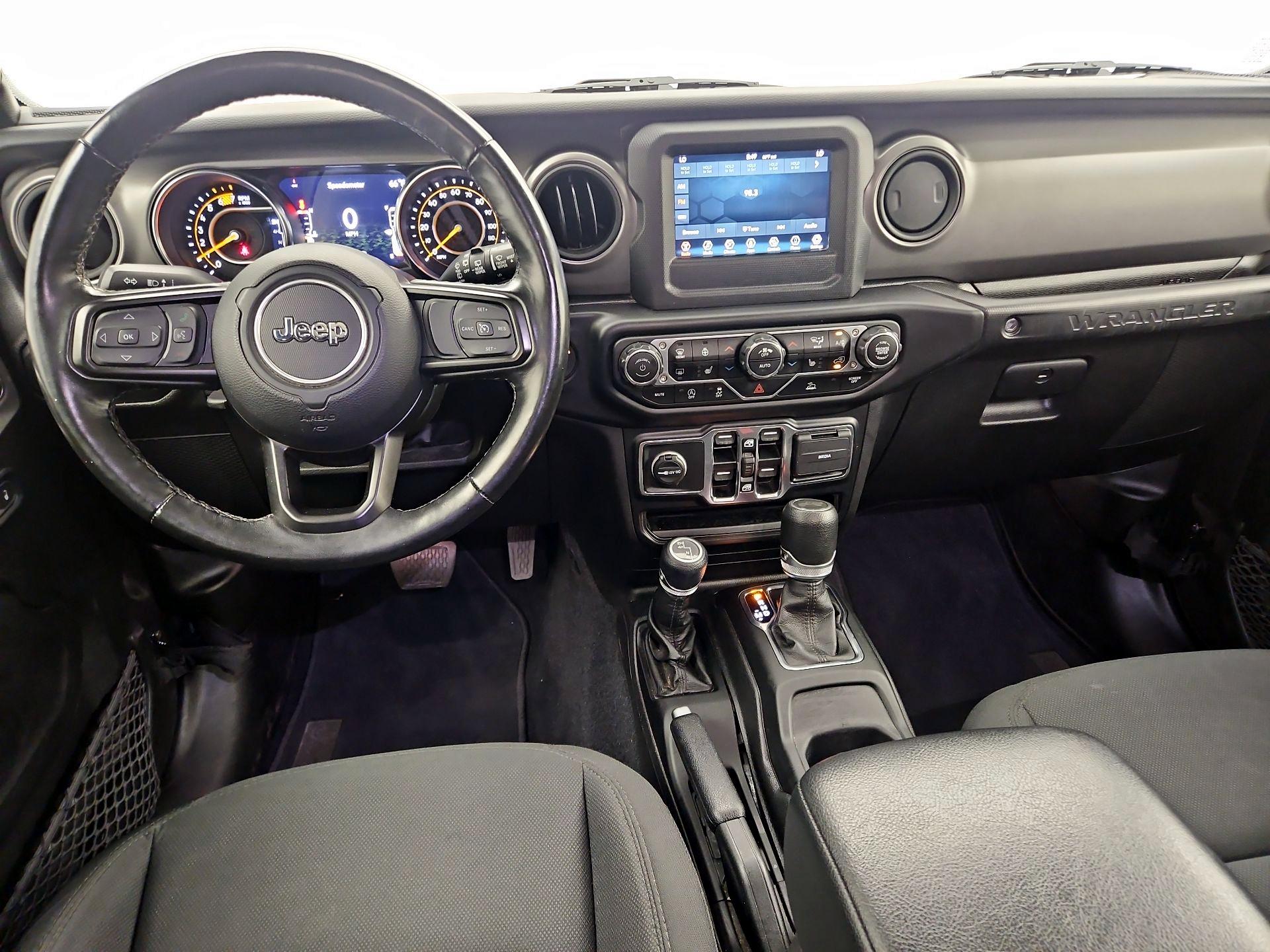 Thumbnail: 2022 Jeep Wrangler - 9