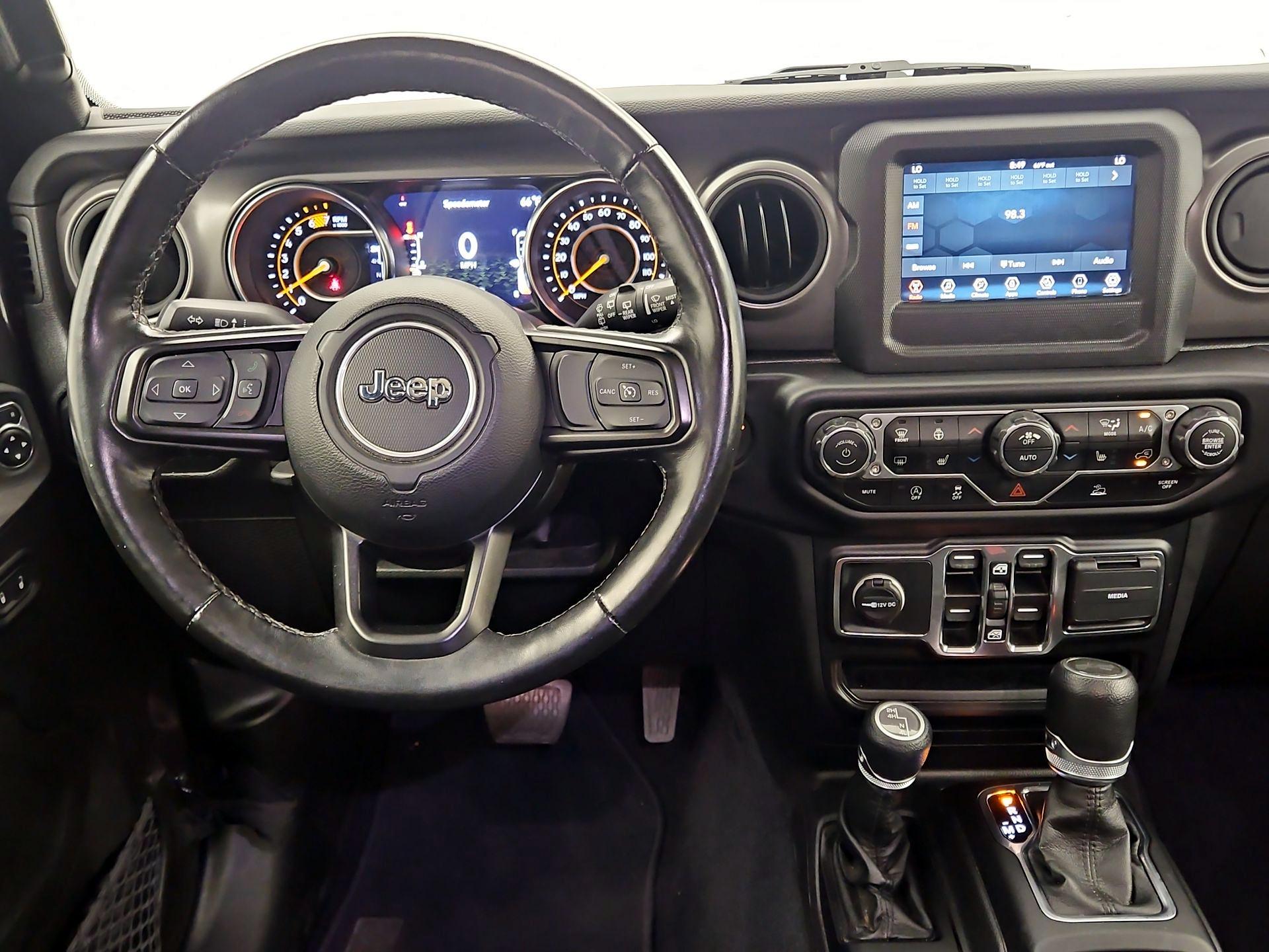 Thumbnail: 2022 Jeep Wrangler - 10