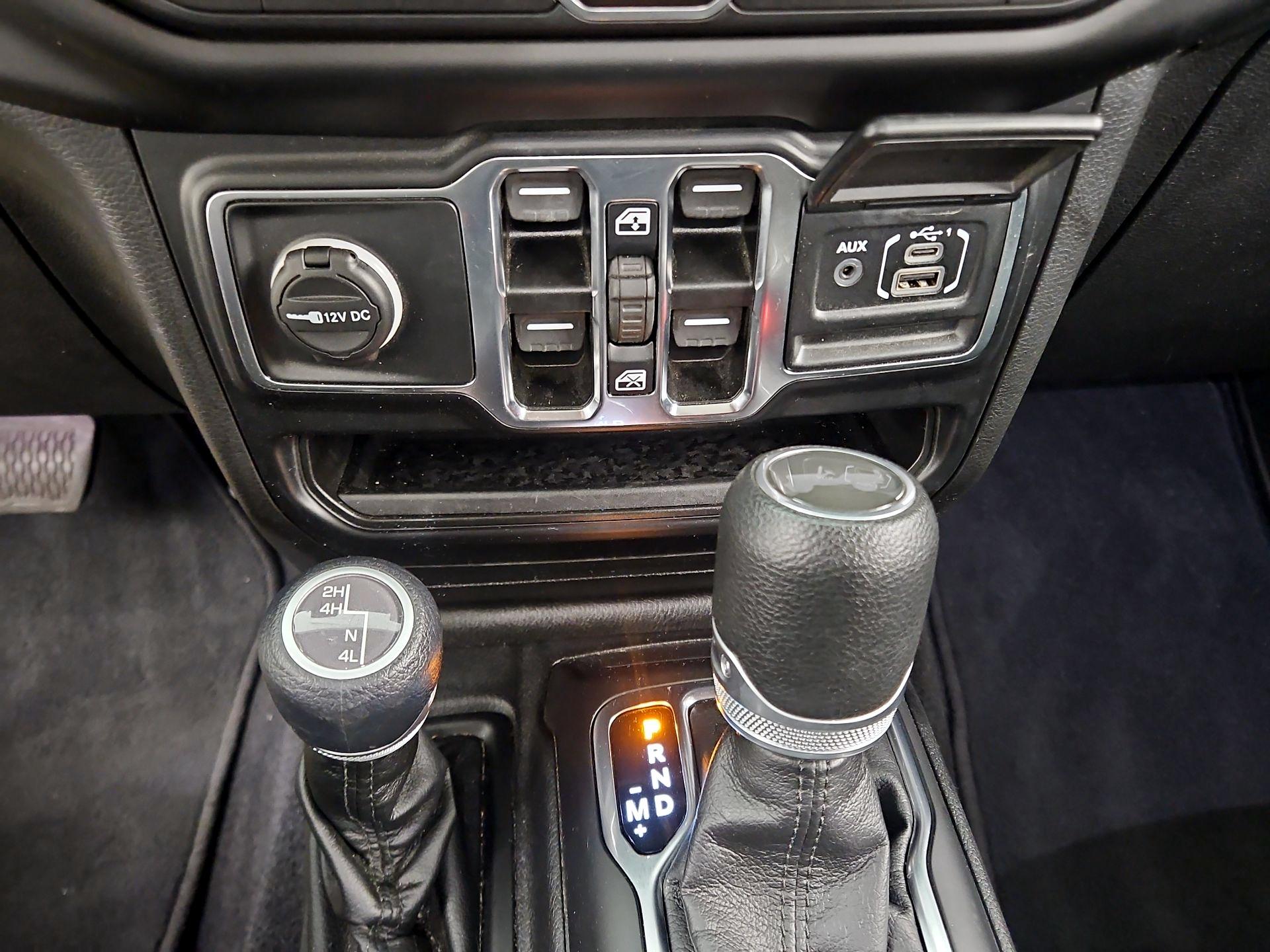 Thumbnail: 2022 Jeep Wrangler - 18