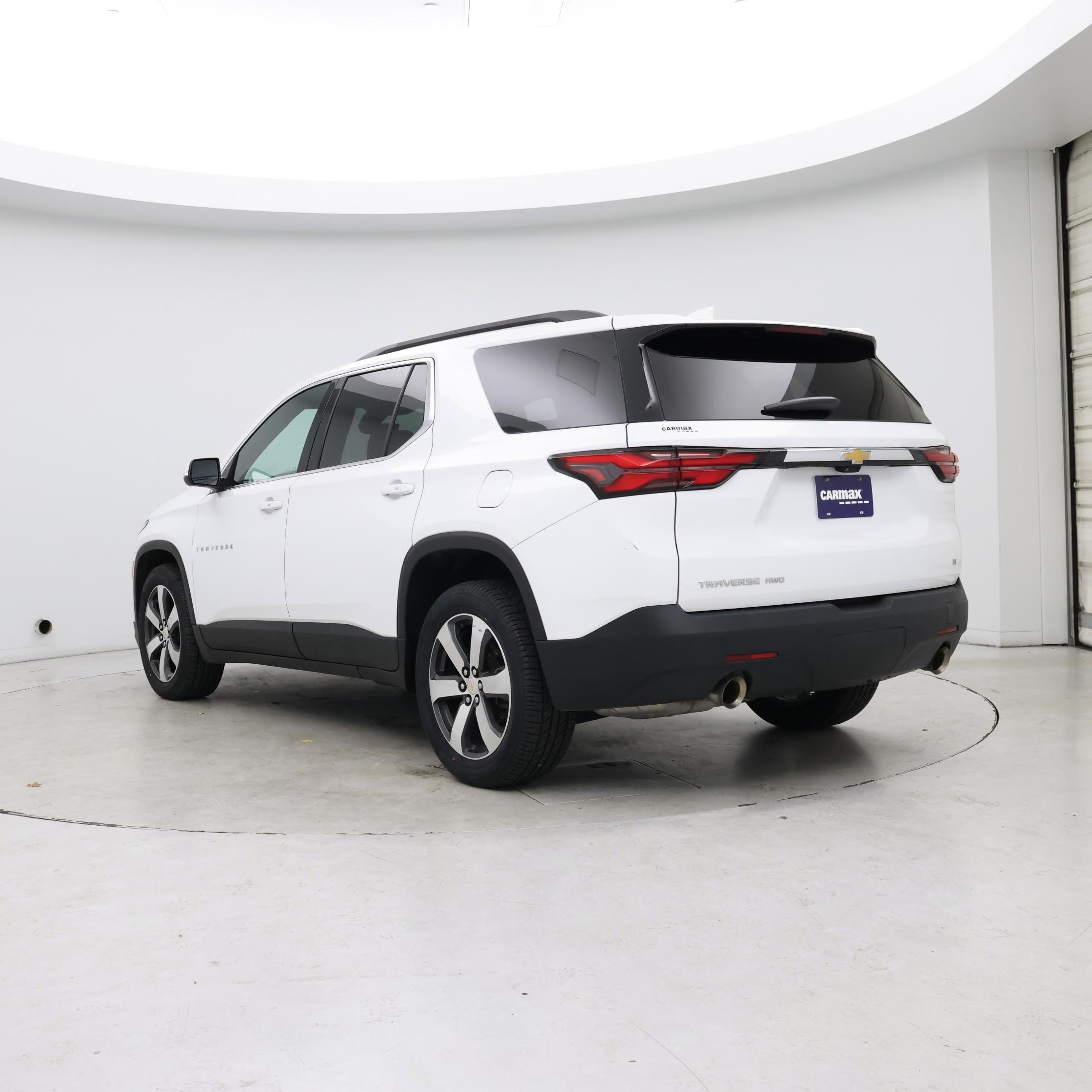 Thumbnail: 2022 Chevrolet Traverse - 2
