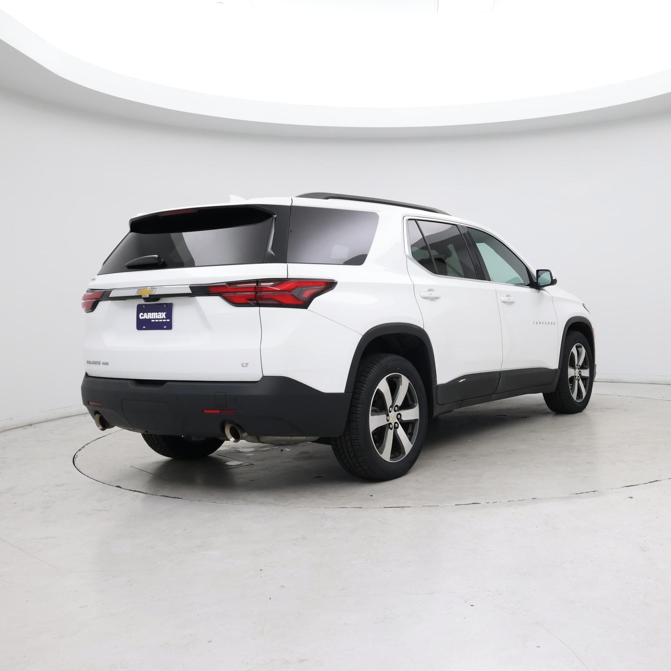 Thumbnail: 2022 Chevrolet Traverse - 8