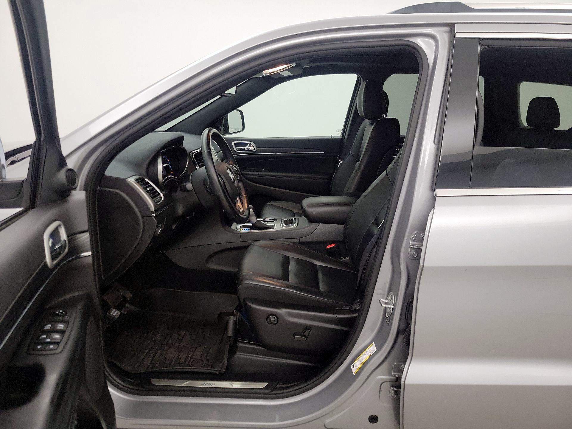 Thumbnail: 2021 Jeep Grand Cherokee - 11