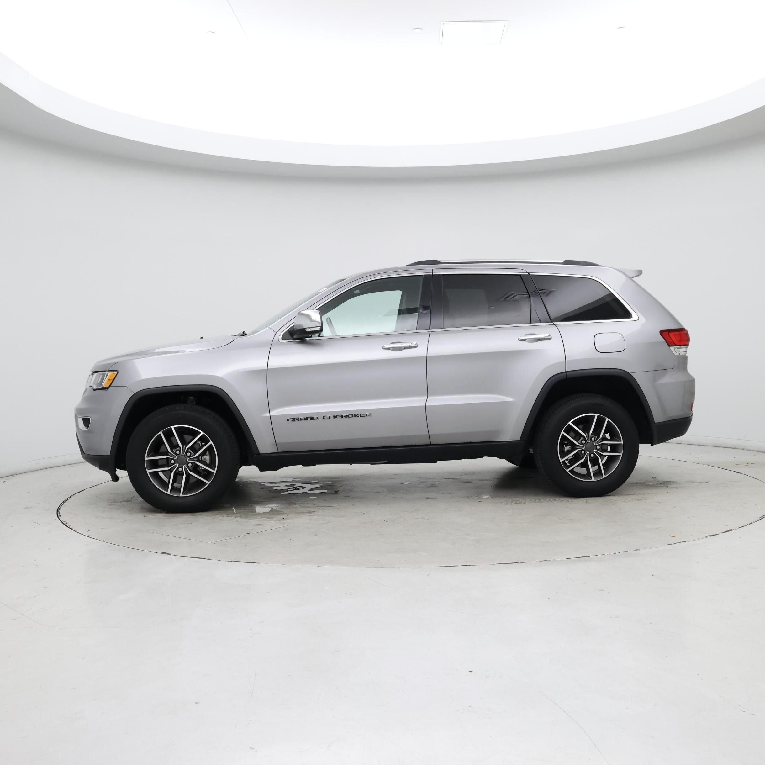Thumbnail: 2021 Jeep Grand Cherokee - 3