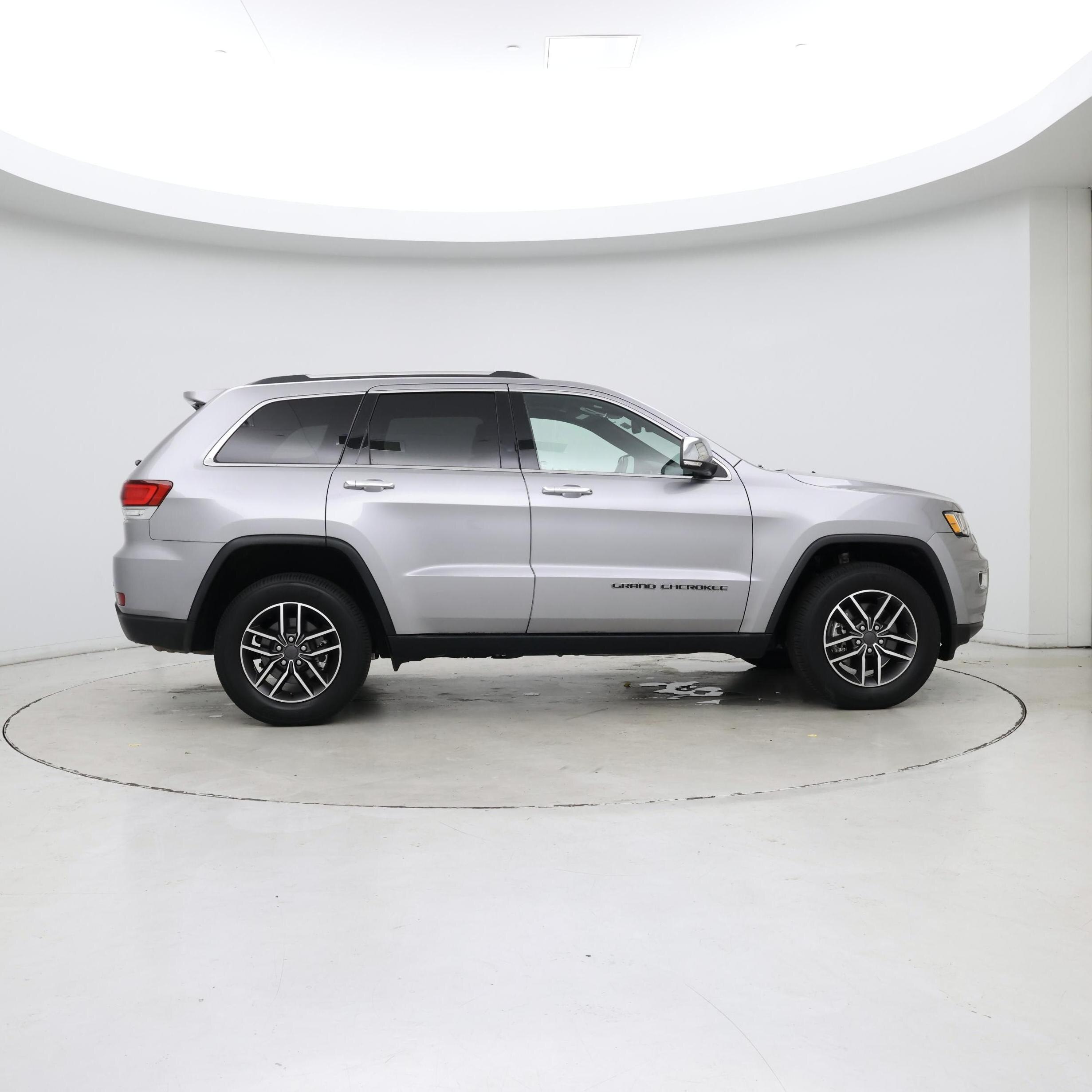 Thumbnail: 2021 Jeep Grand Cherokee - 7
