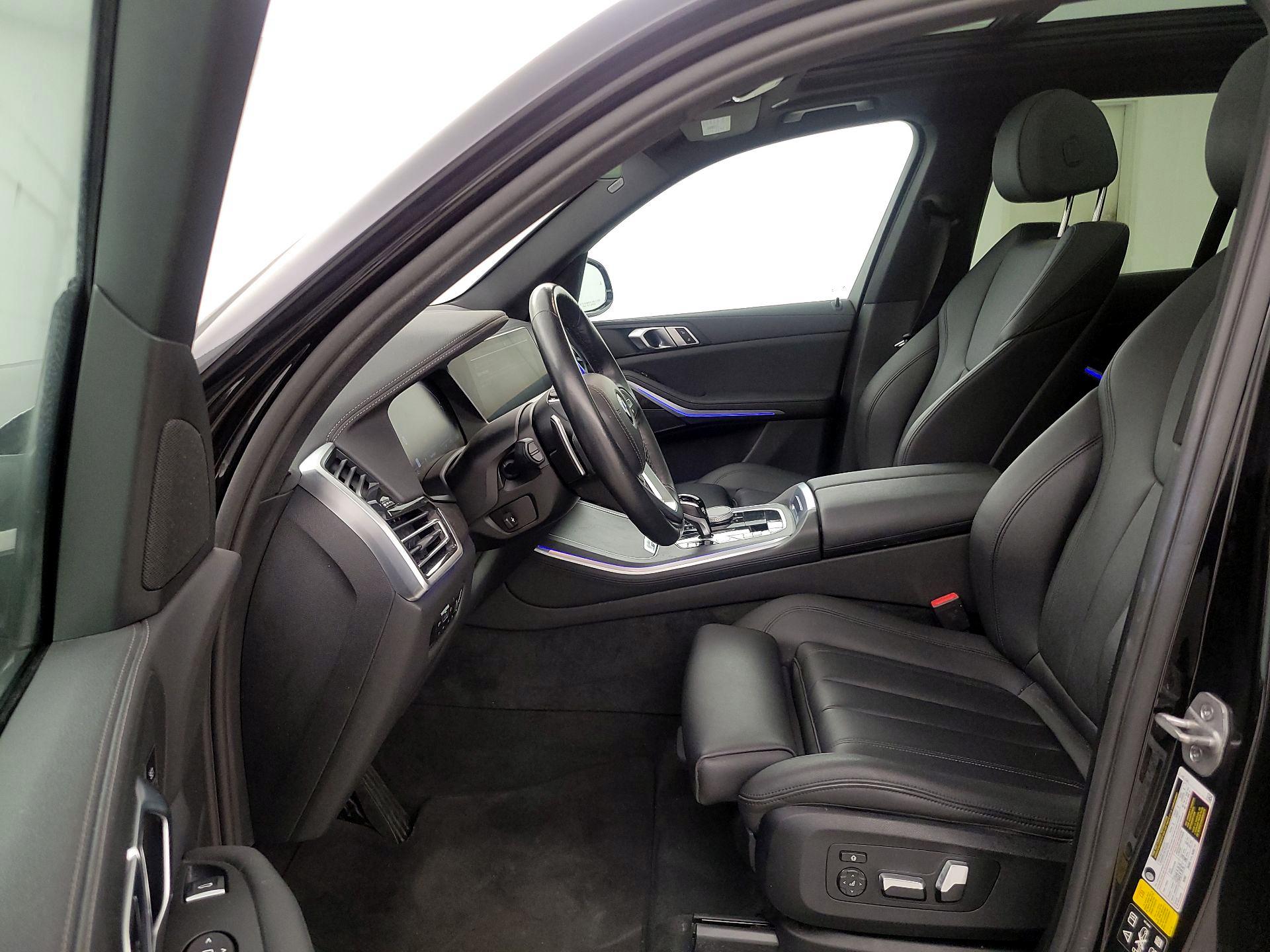 Thumbnail: 2022 BMW X5 - 11