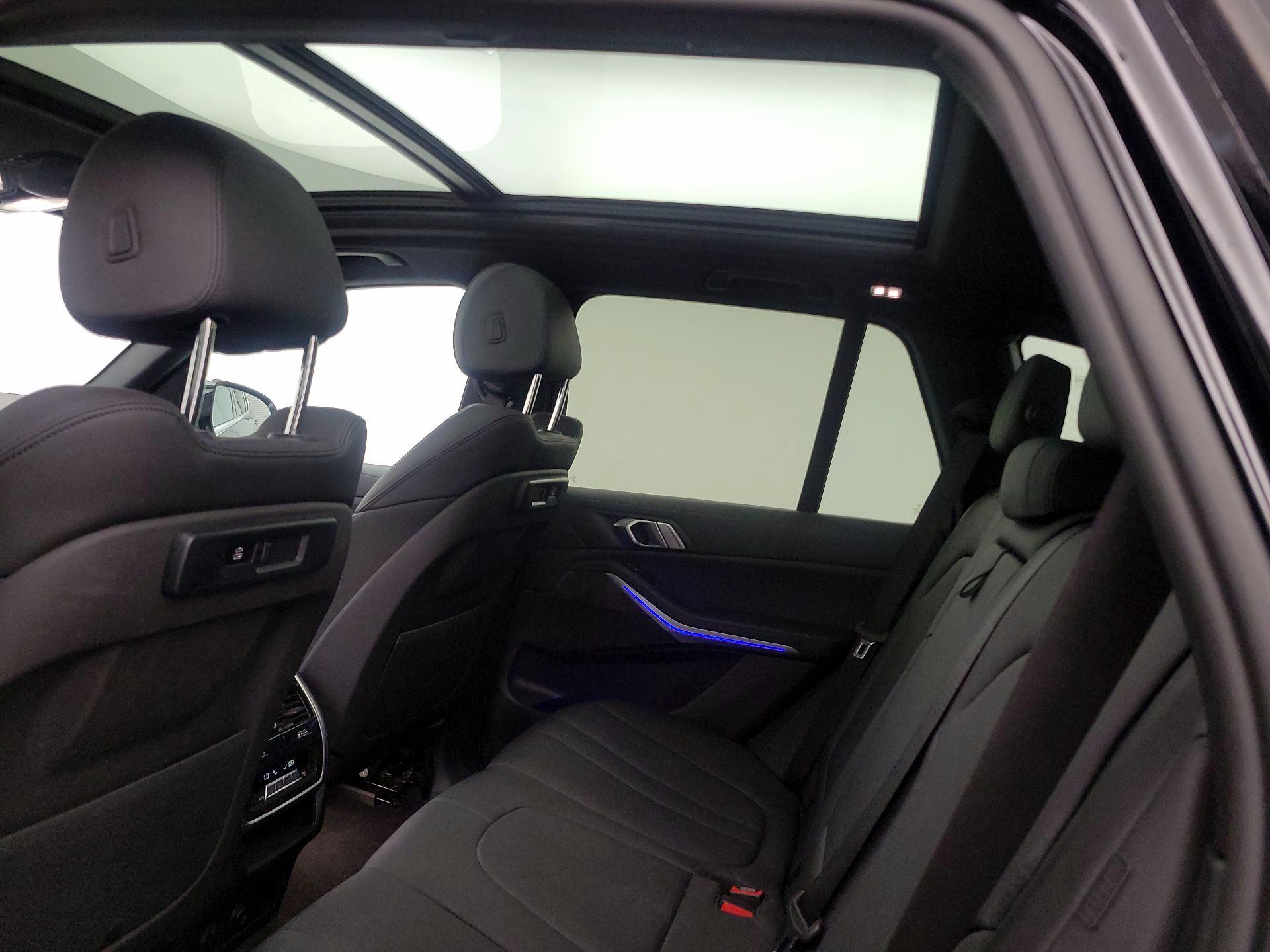 Thumbnail: 2022 BMW X5 - 20