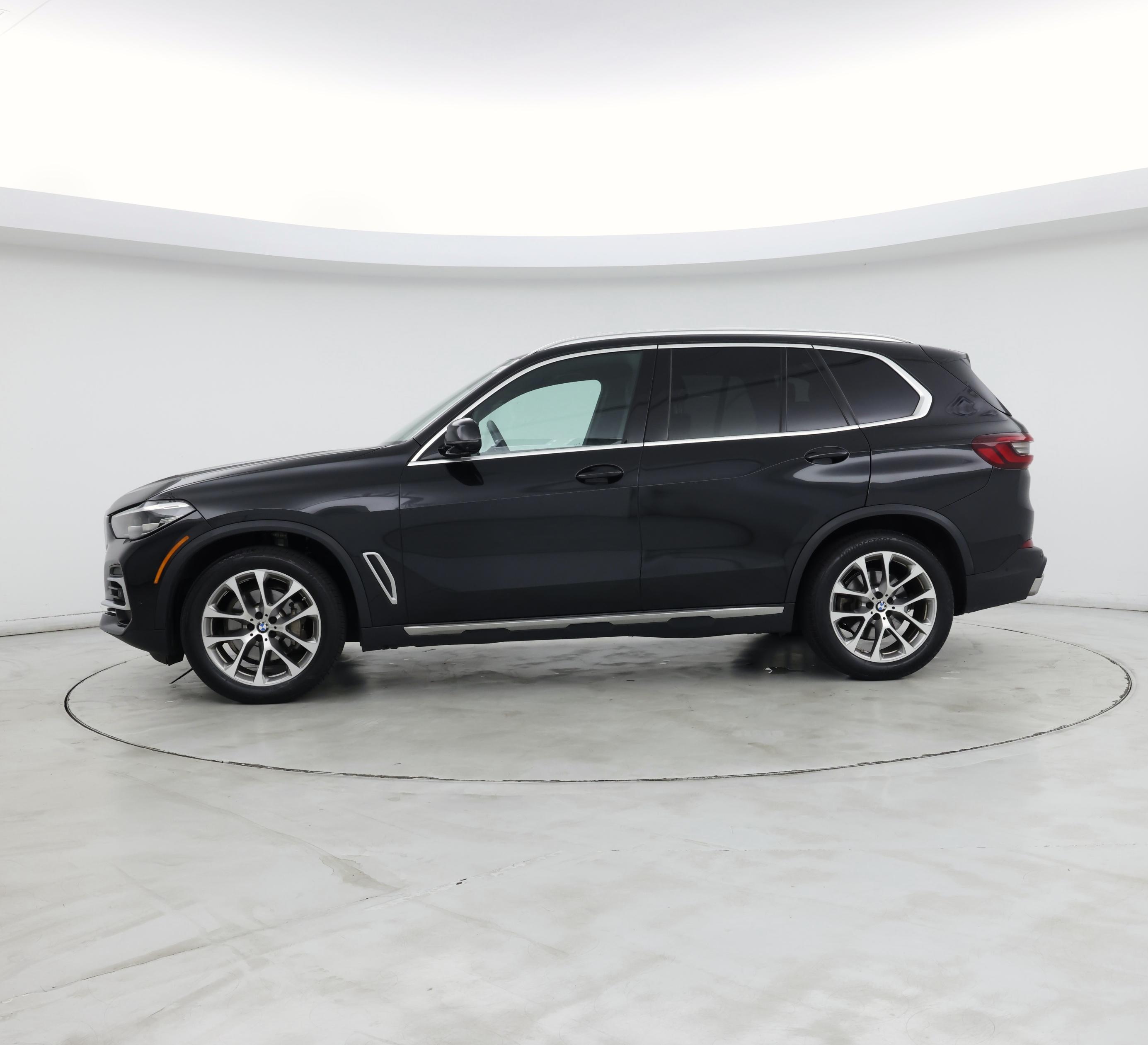 Thumbnail: 2022 BMW X5 - 3