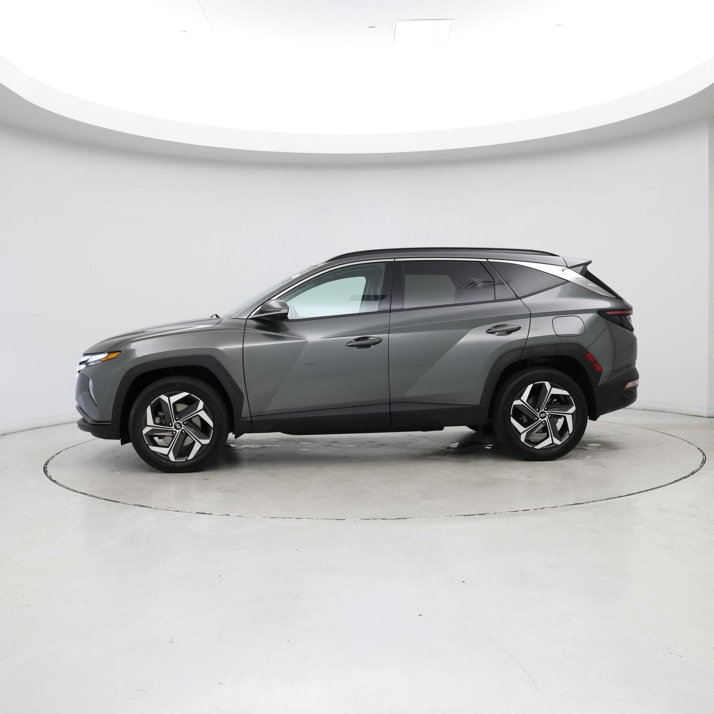 Thumbnail: 2022 Hyundai Tucson - 3