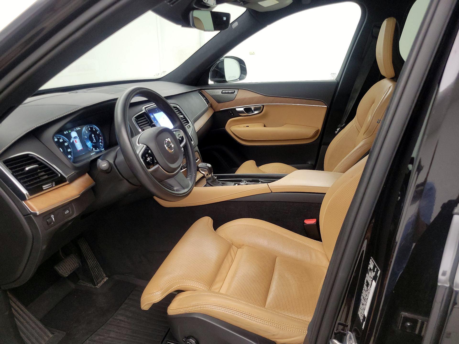 Thumbnail: 2019 Volvo XC90 - 11