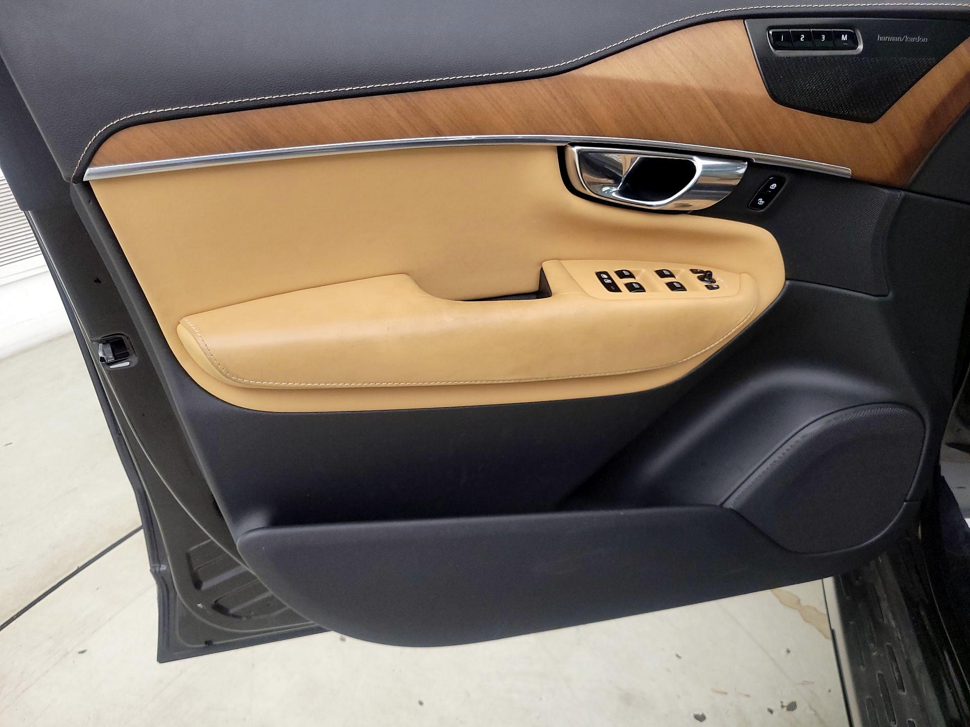 Thumbnail: 2019 Volvo XC90 - 12