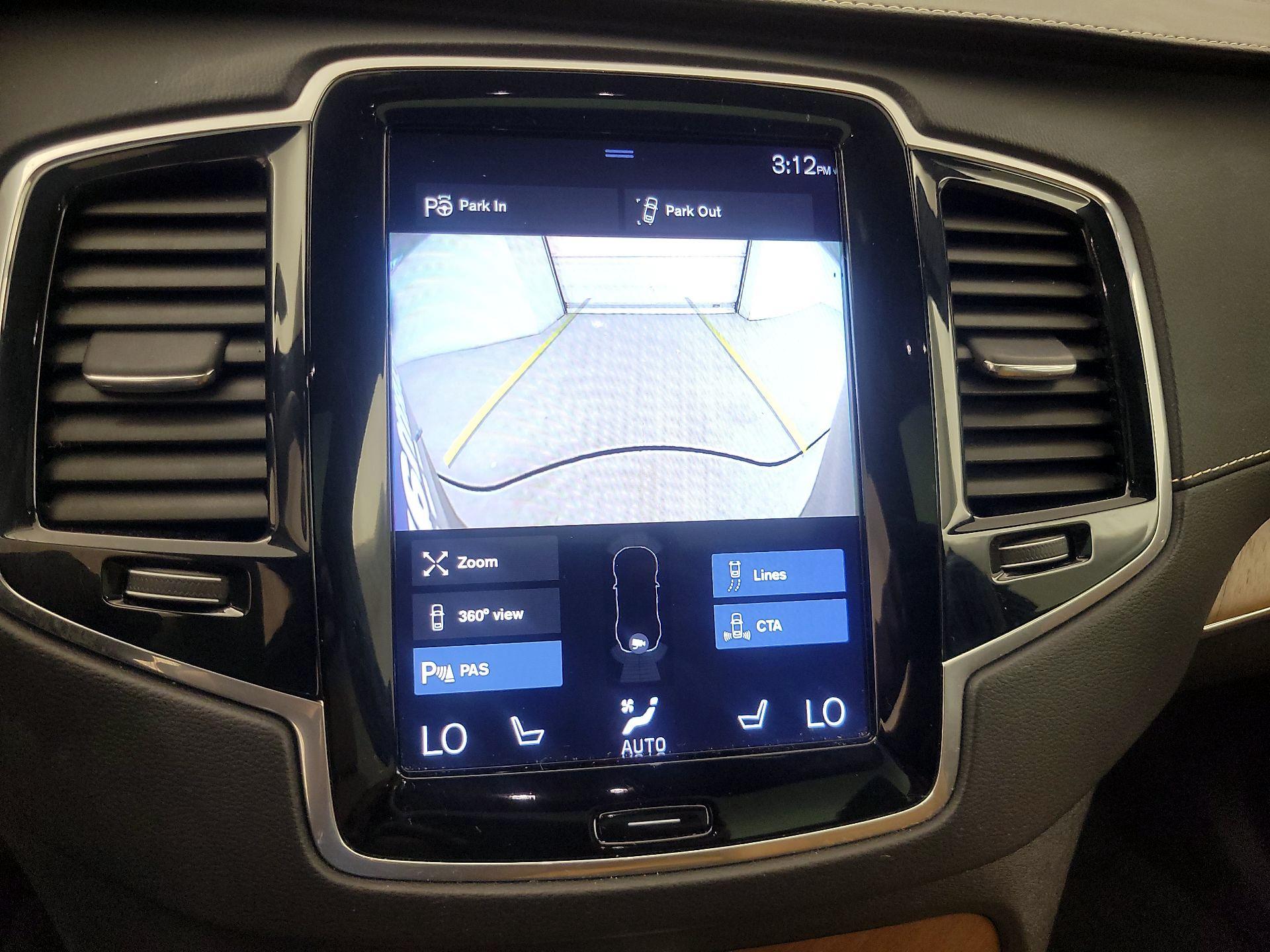 Thumbnail: 2019 Volvo XC90 - 15